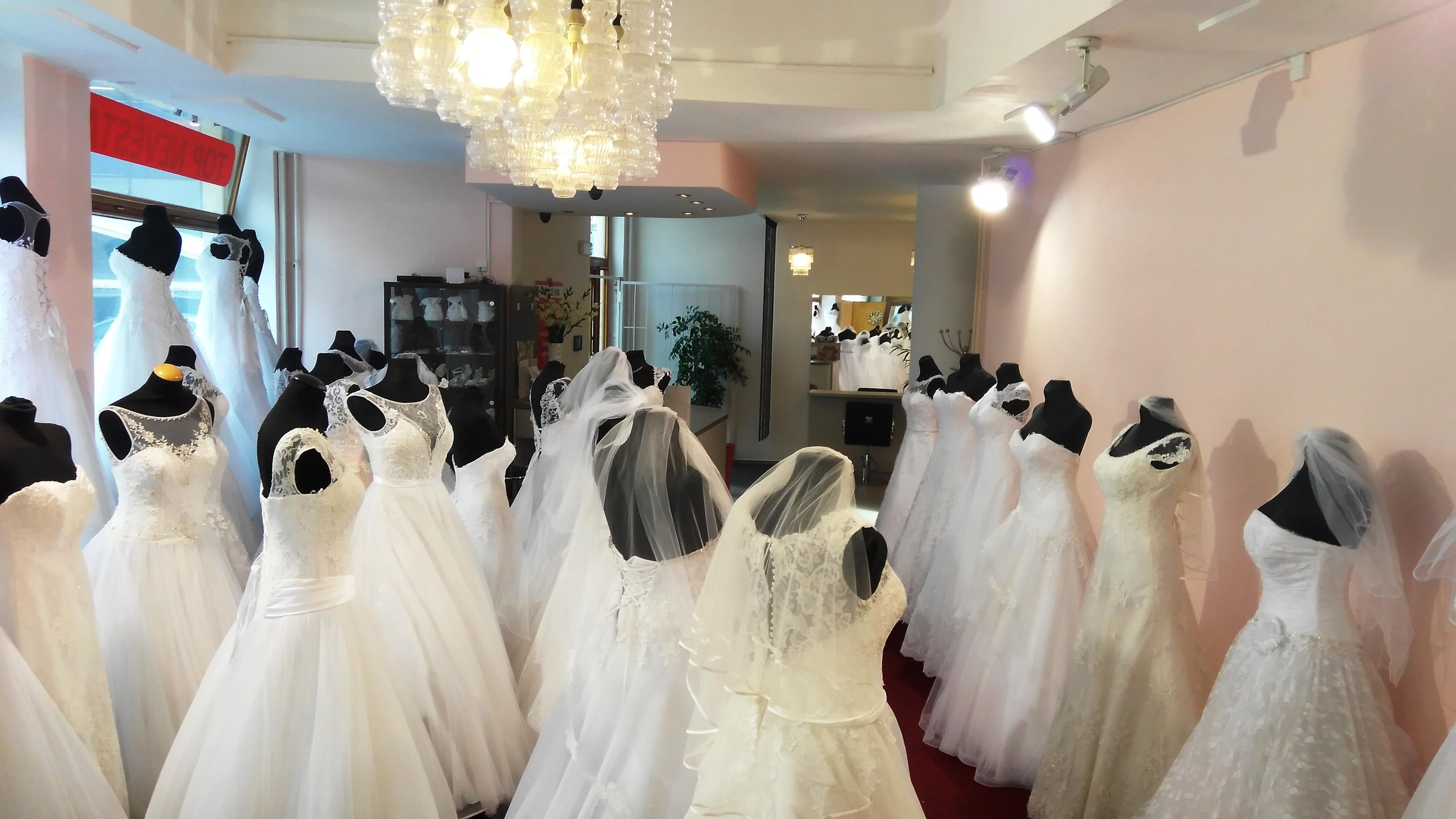Top nevěsta SVATEBNÍ SALÓN foto 3