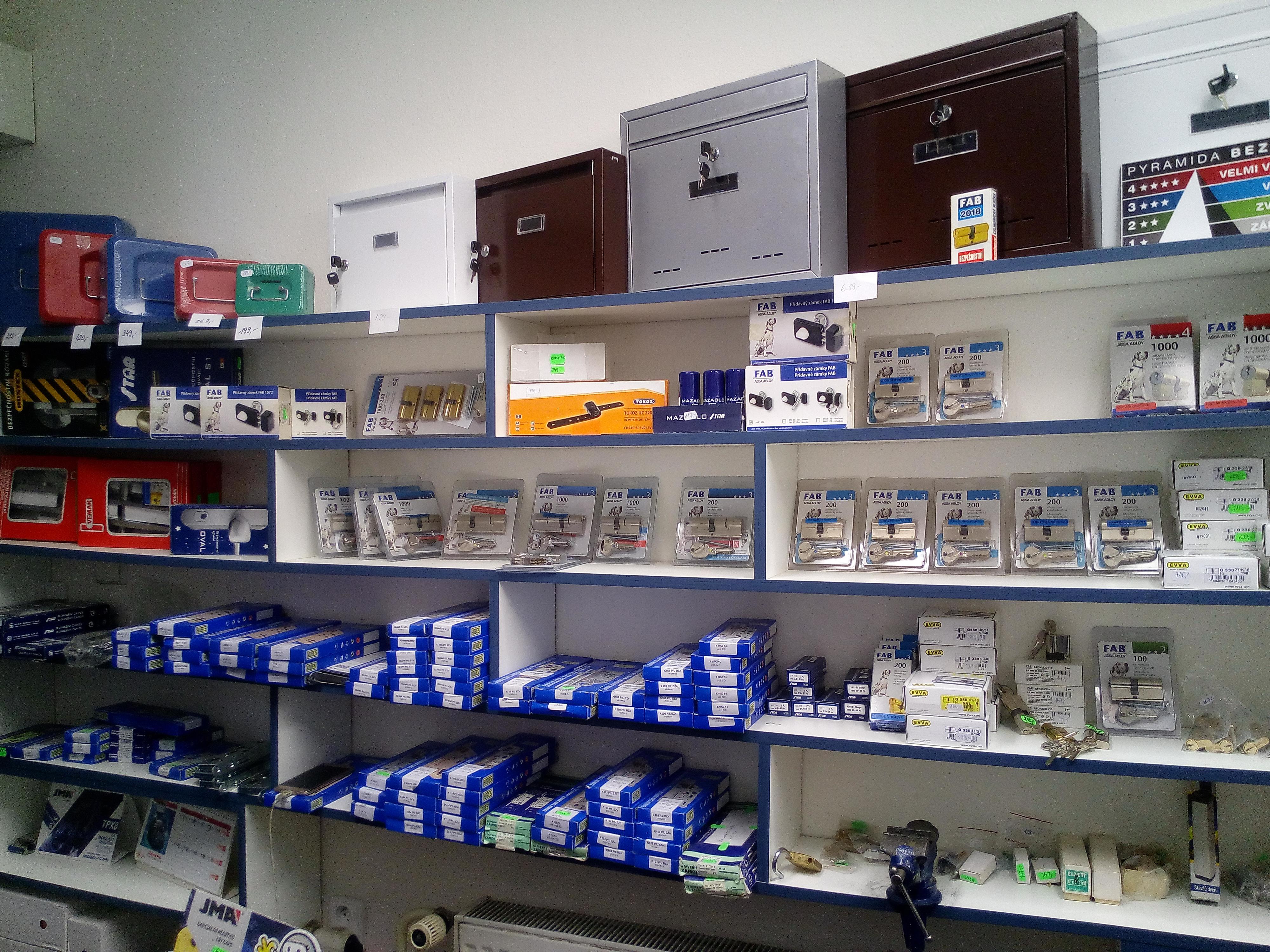 Zámky - Klíče Jozef Weinlich foto 2