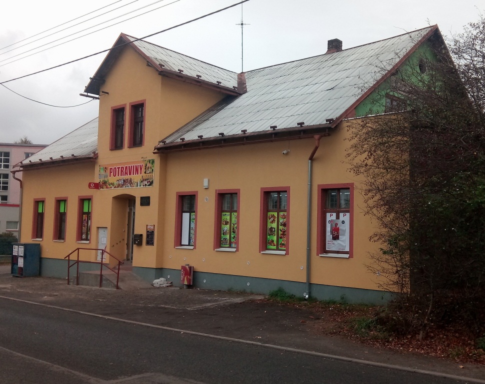 Prodejna se smíšeným zbožím foto 1