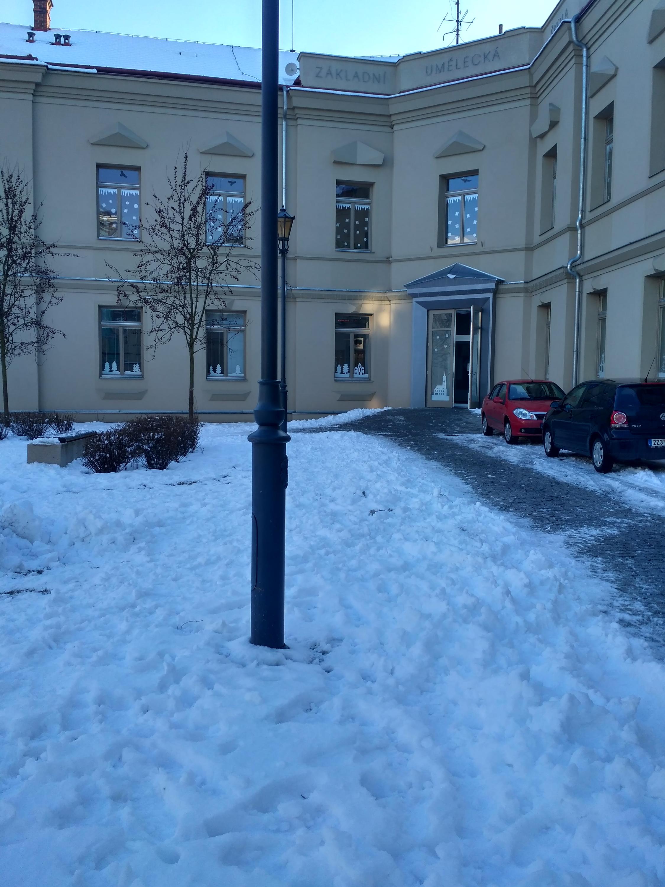 ZUŠ Hranice, Školní náměstí foto 5