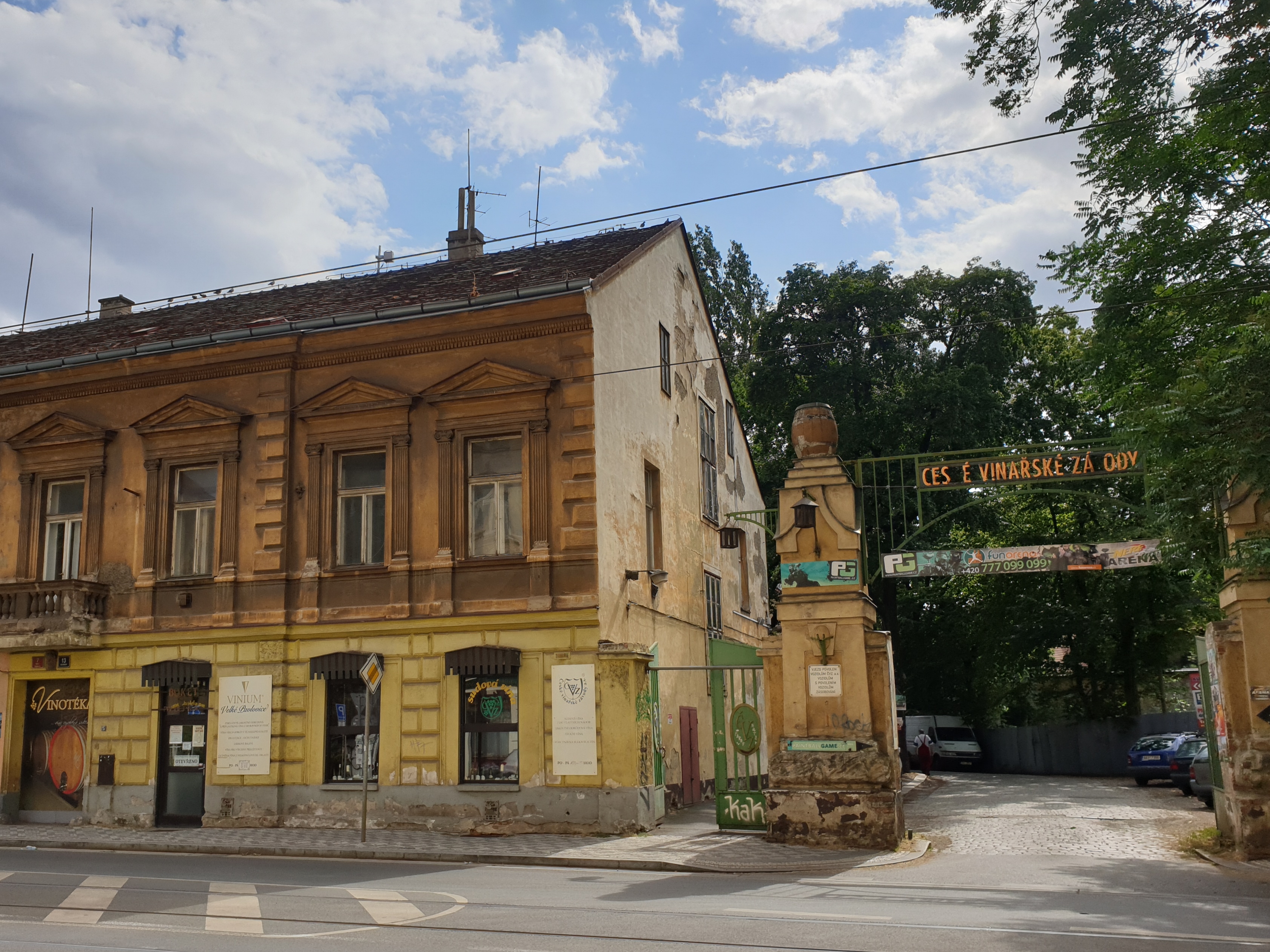 České vinařské závody, a.s. foto 6