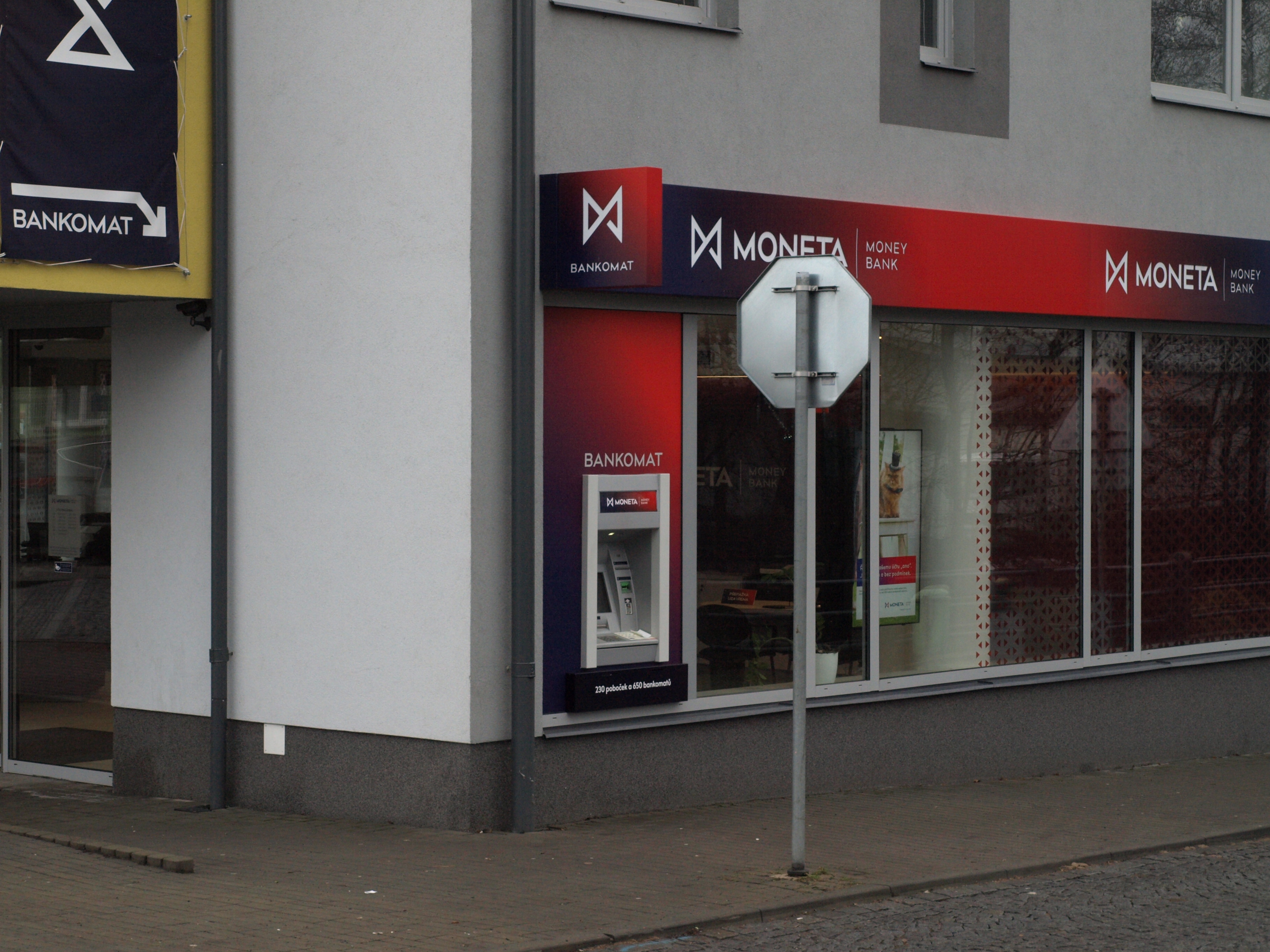 Bankomat MONETA Money Bank vkladový foto 1