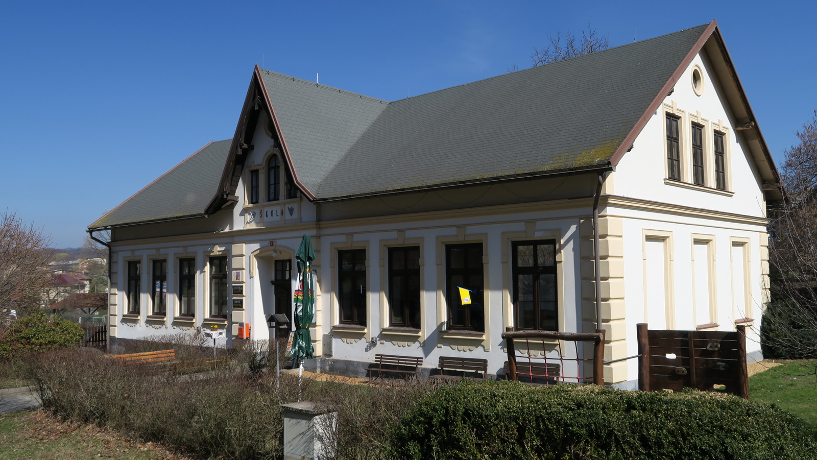 Klokočí - obecní úřad foto 2