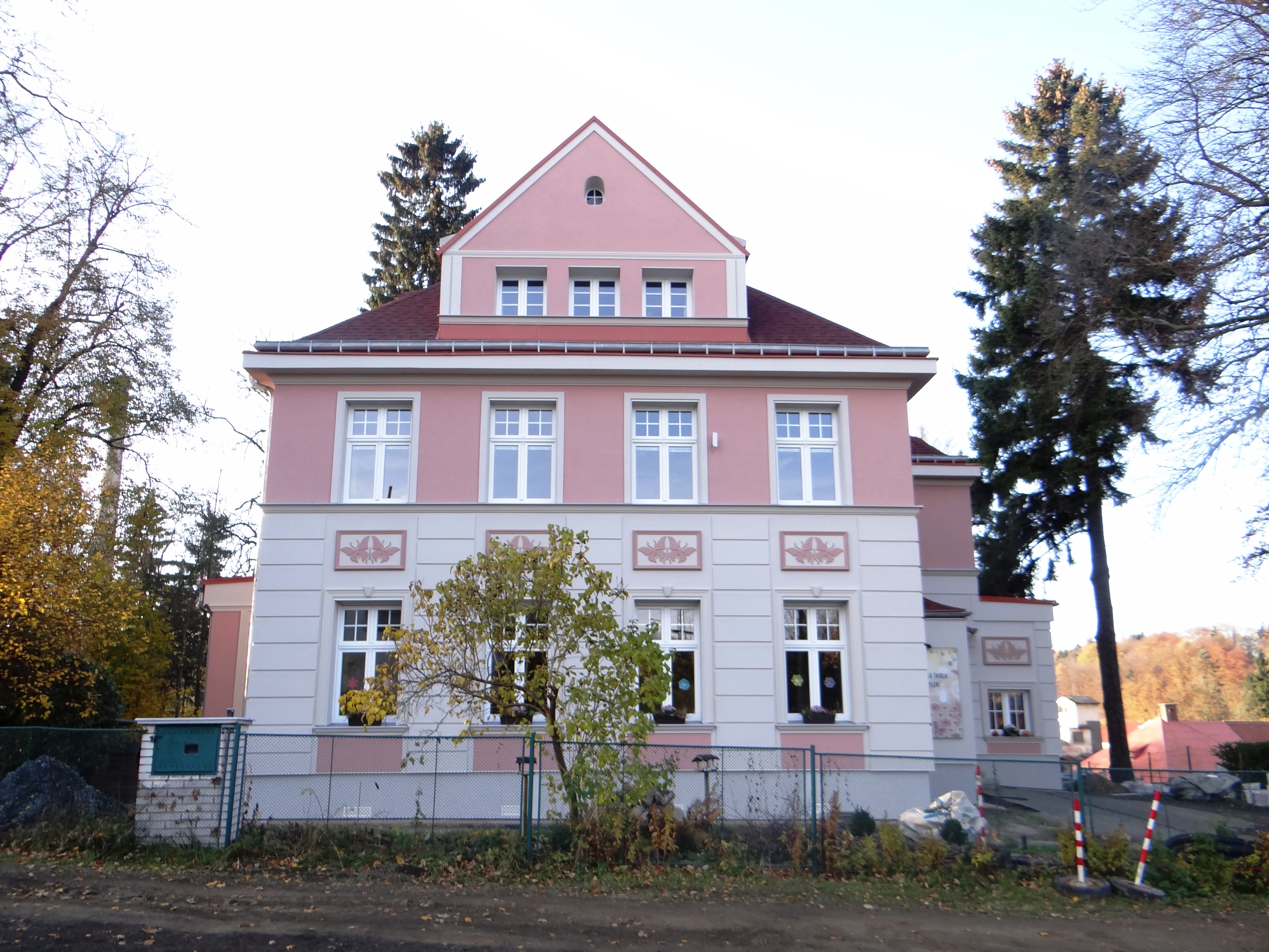 Mateřská škola Motýlek foto 1