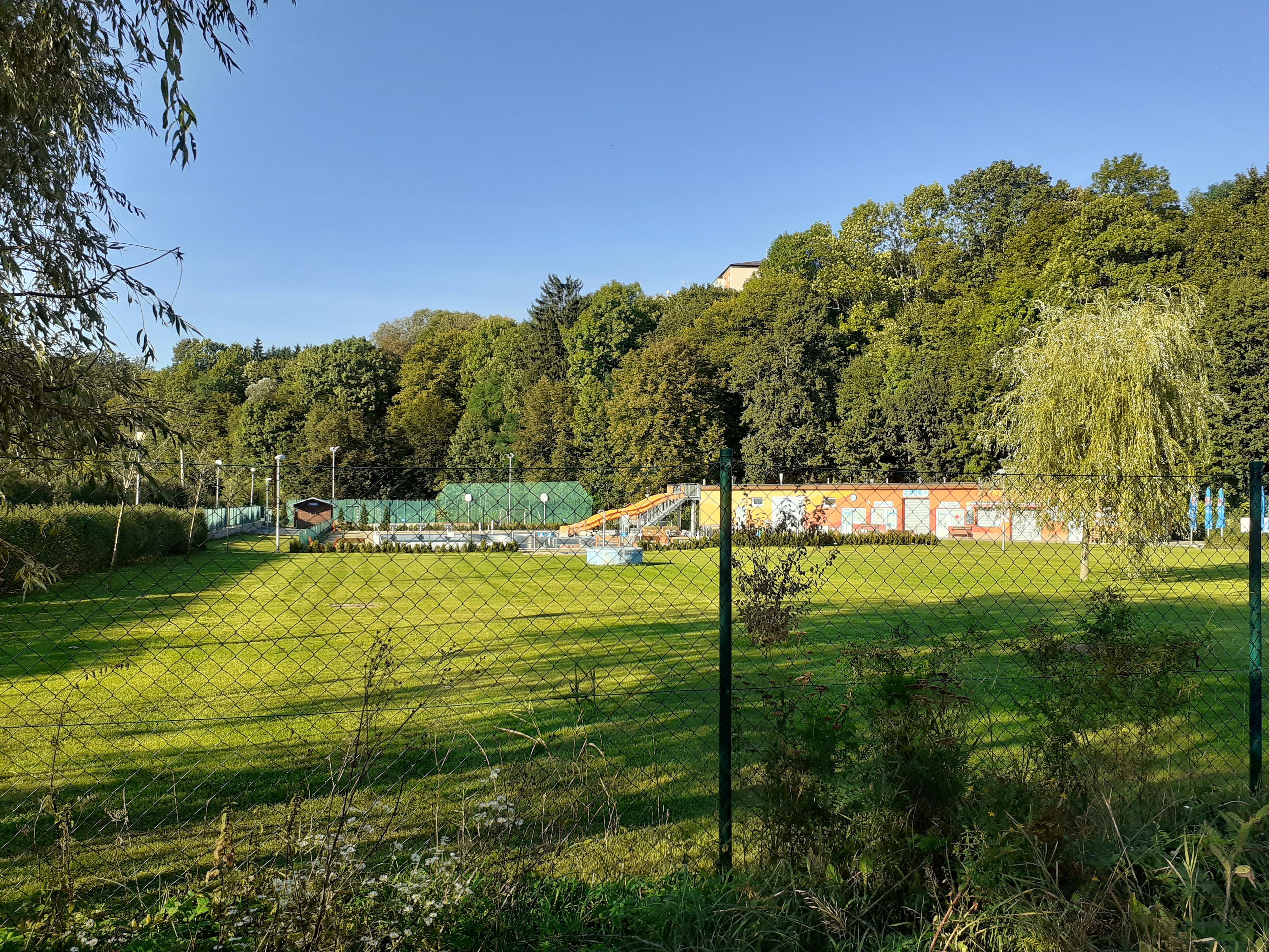 Koupaliště Pod Pecníkem Vsetín foto 2