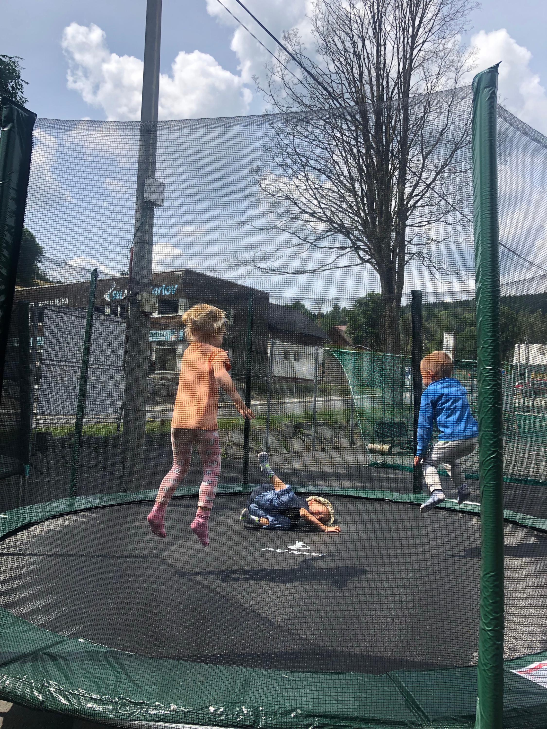 Ježkovo hřiště foto 4