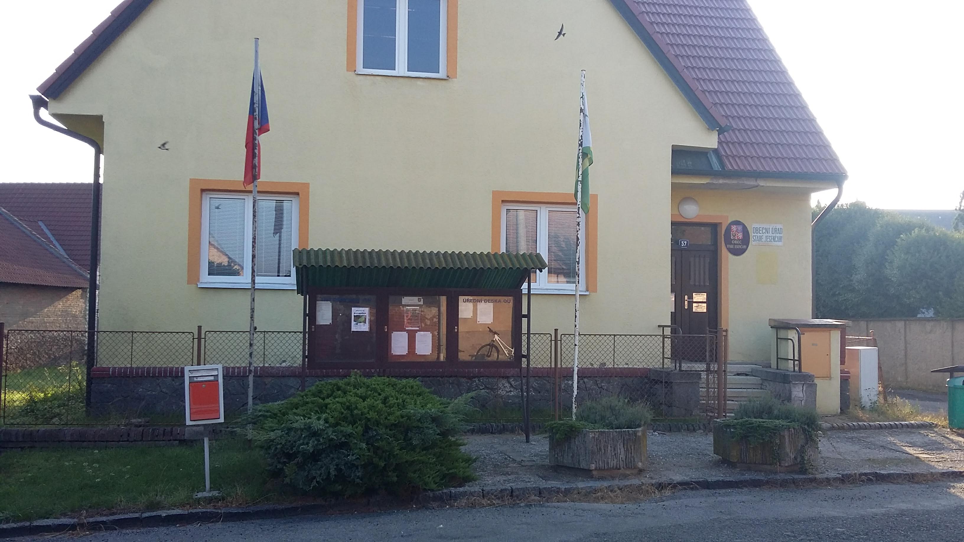 Staré Jesenčany - obecní úřad
