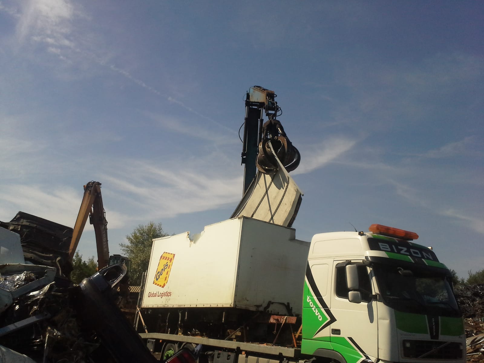 Autovrakoviště Petr Kompánek foto 2