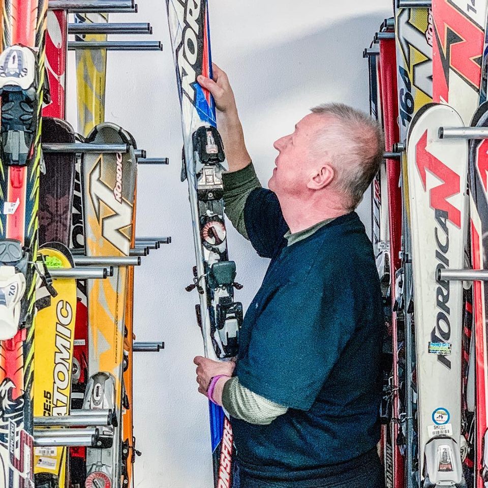 SKIRENT Hlubočky - půjčovna lyží foto 3