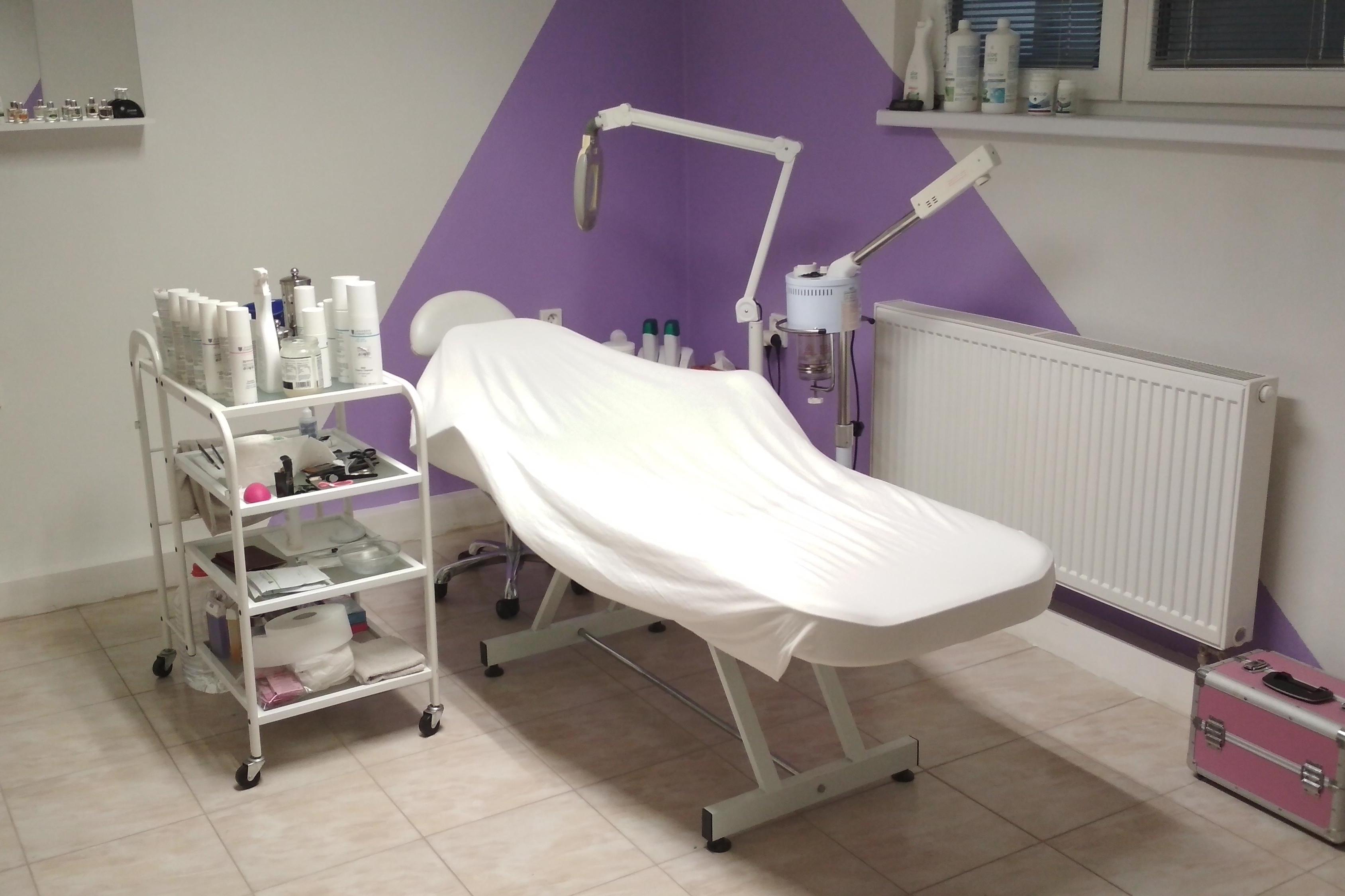 Monika Sallaiová - kosmetika