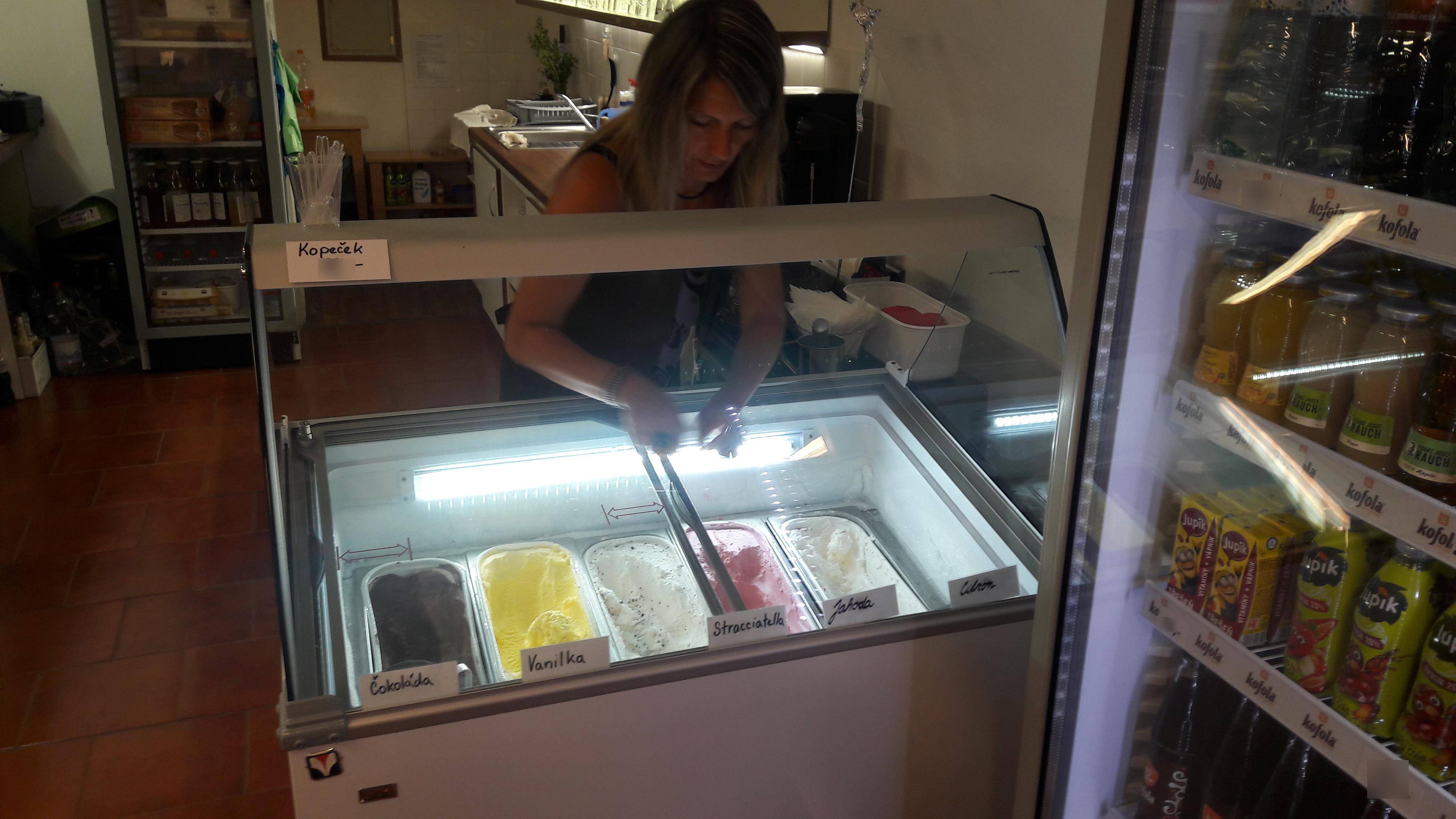 Kavárna Barevný svět foto 3