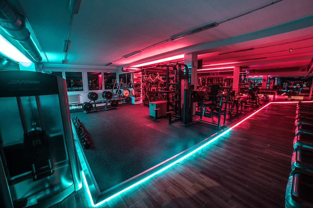 Pulse fitness solarium