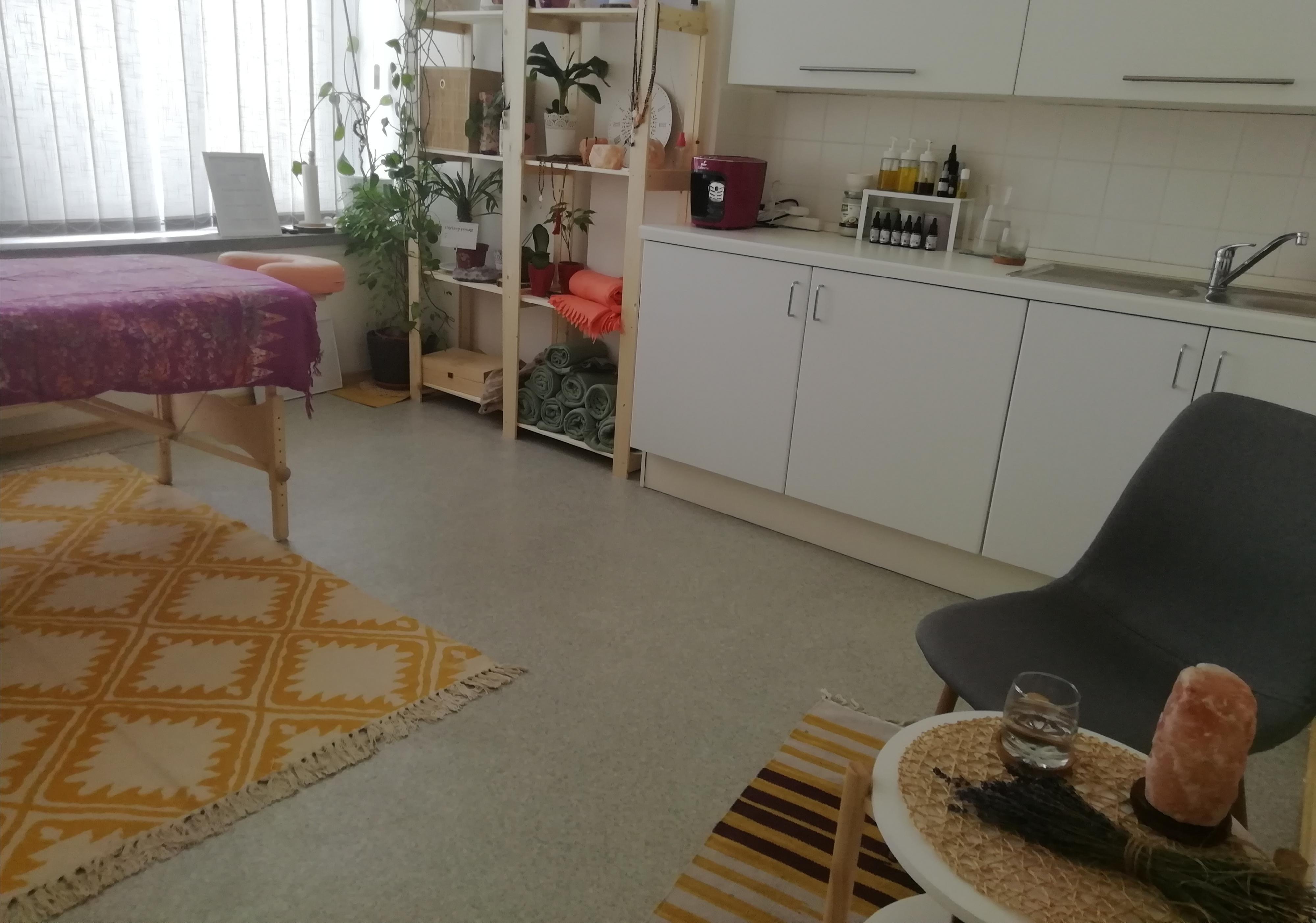 Aromakoutek aromaterapie & masáže