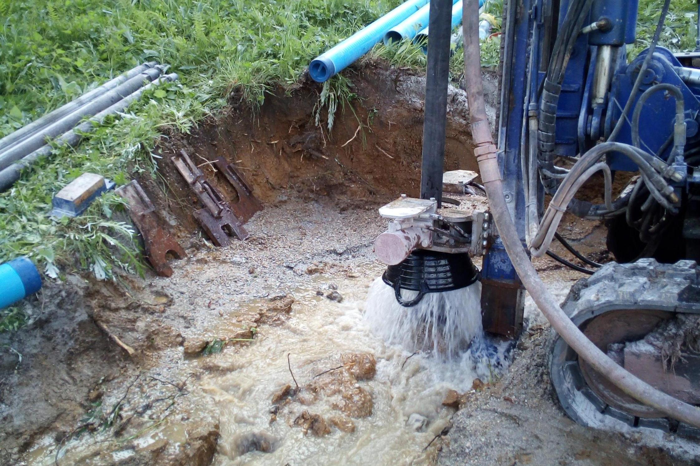 TRÖMER MICHAL - STUDNY TREMI