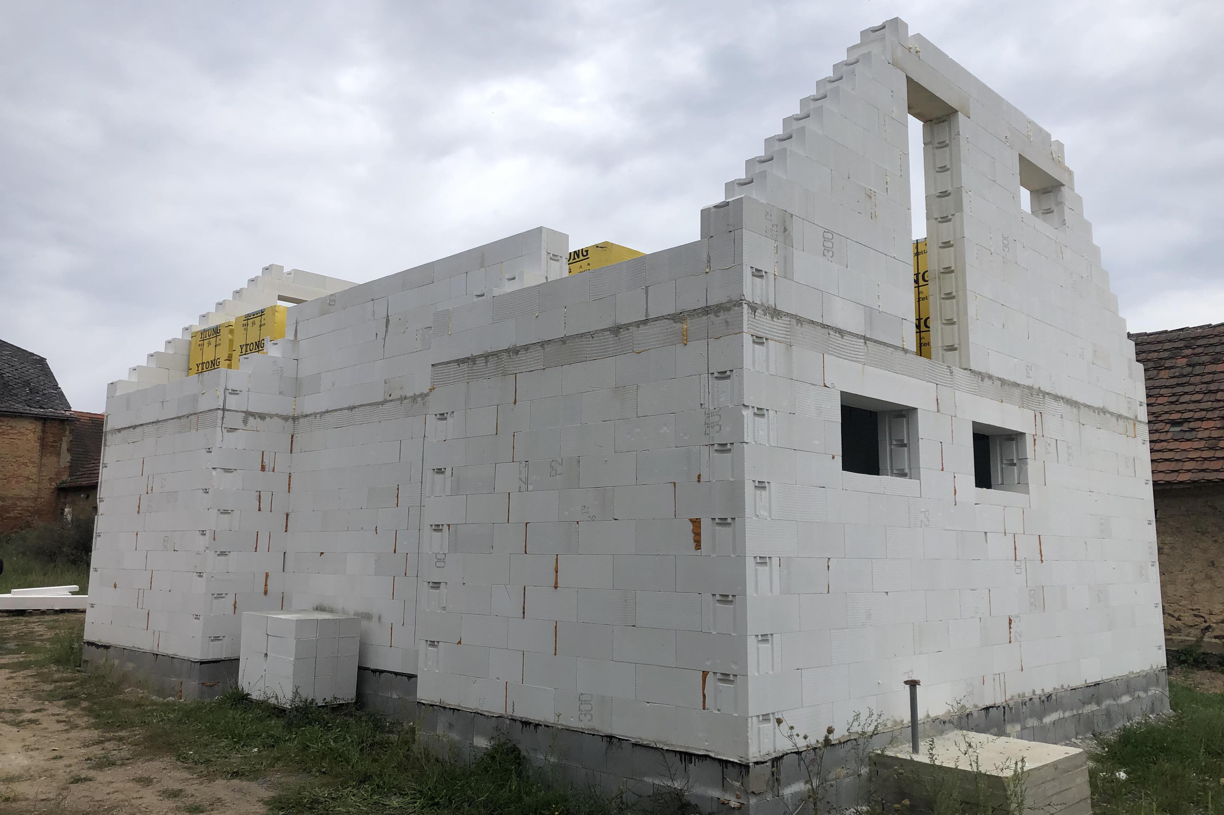 JKV zednictví s.r.o.