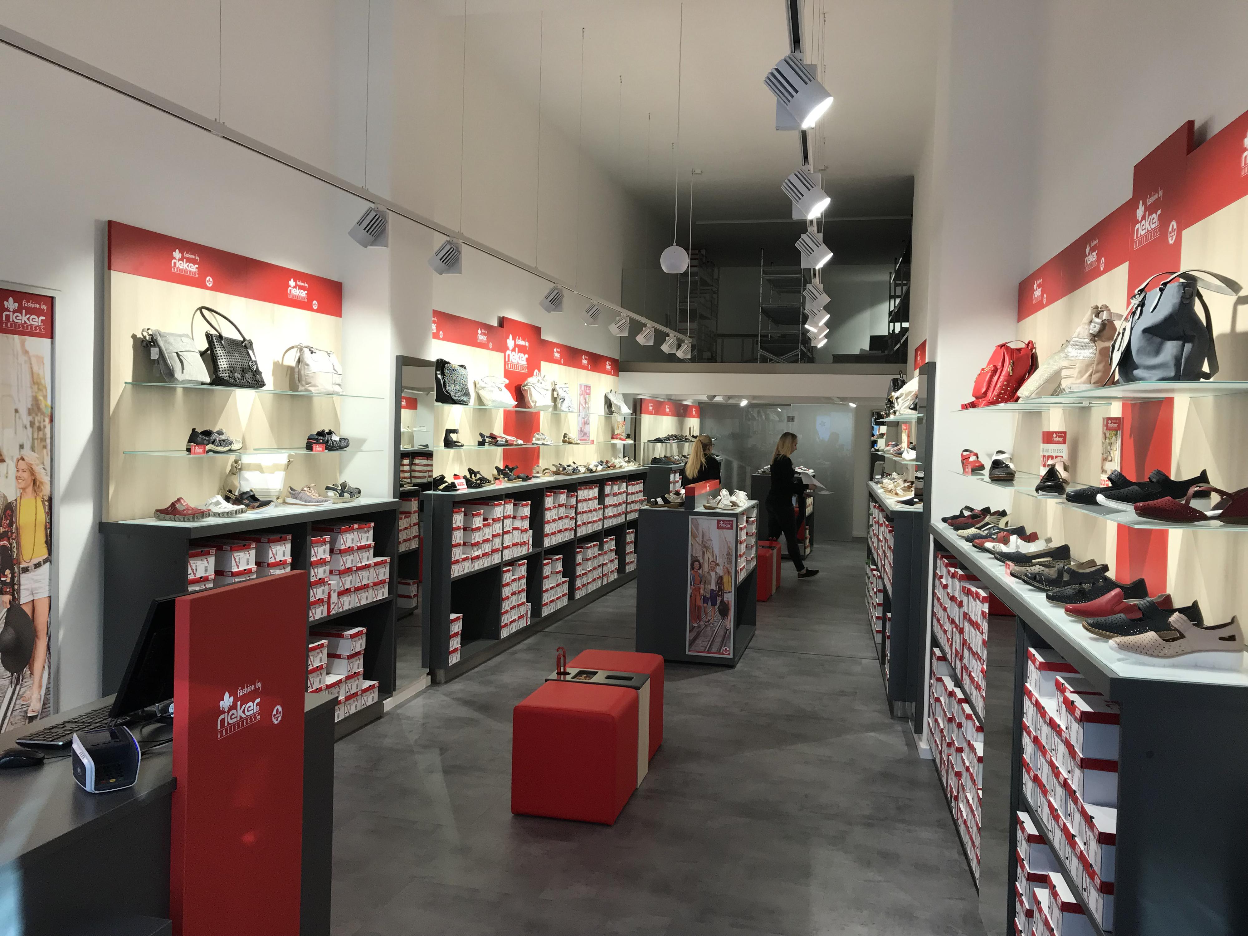 RIEKER Store foto 2