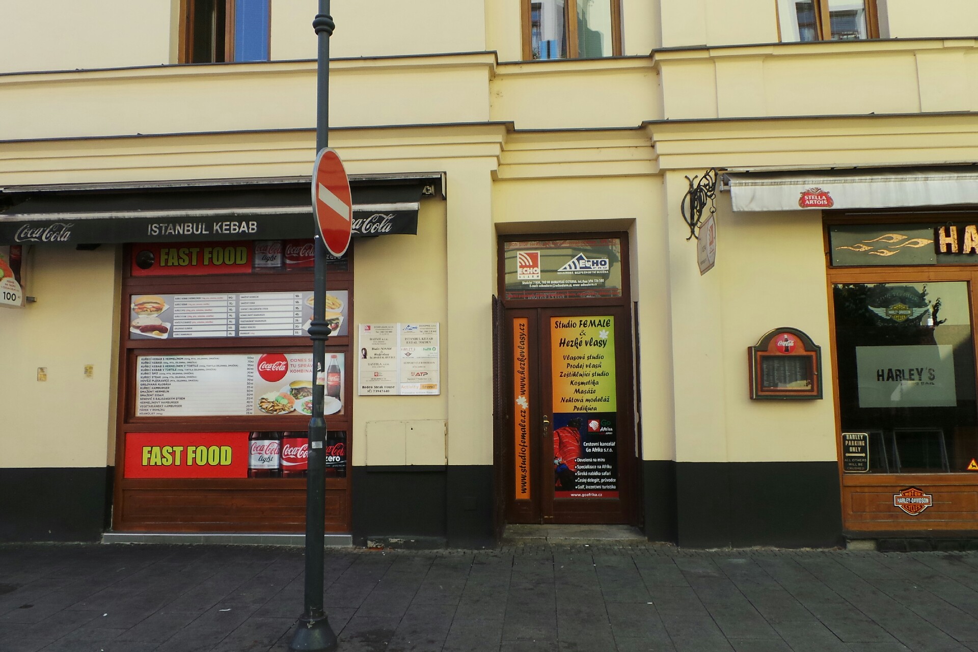 HEZKÉ VLASY, s.r.o.