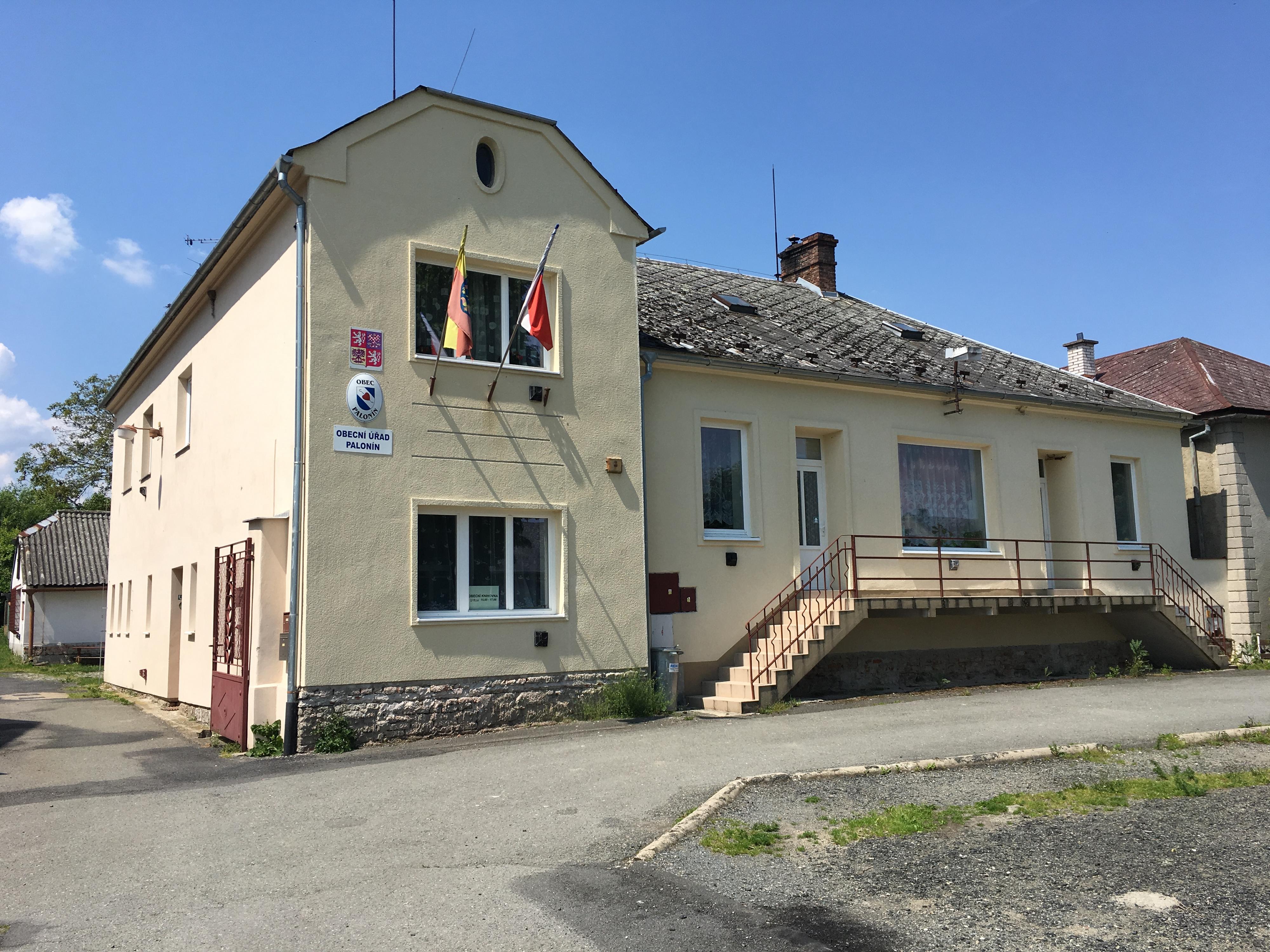 Palonín - obecní úřad