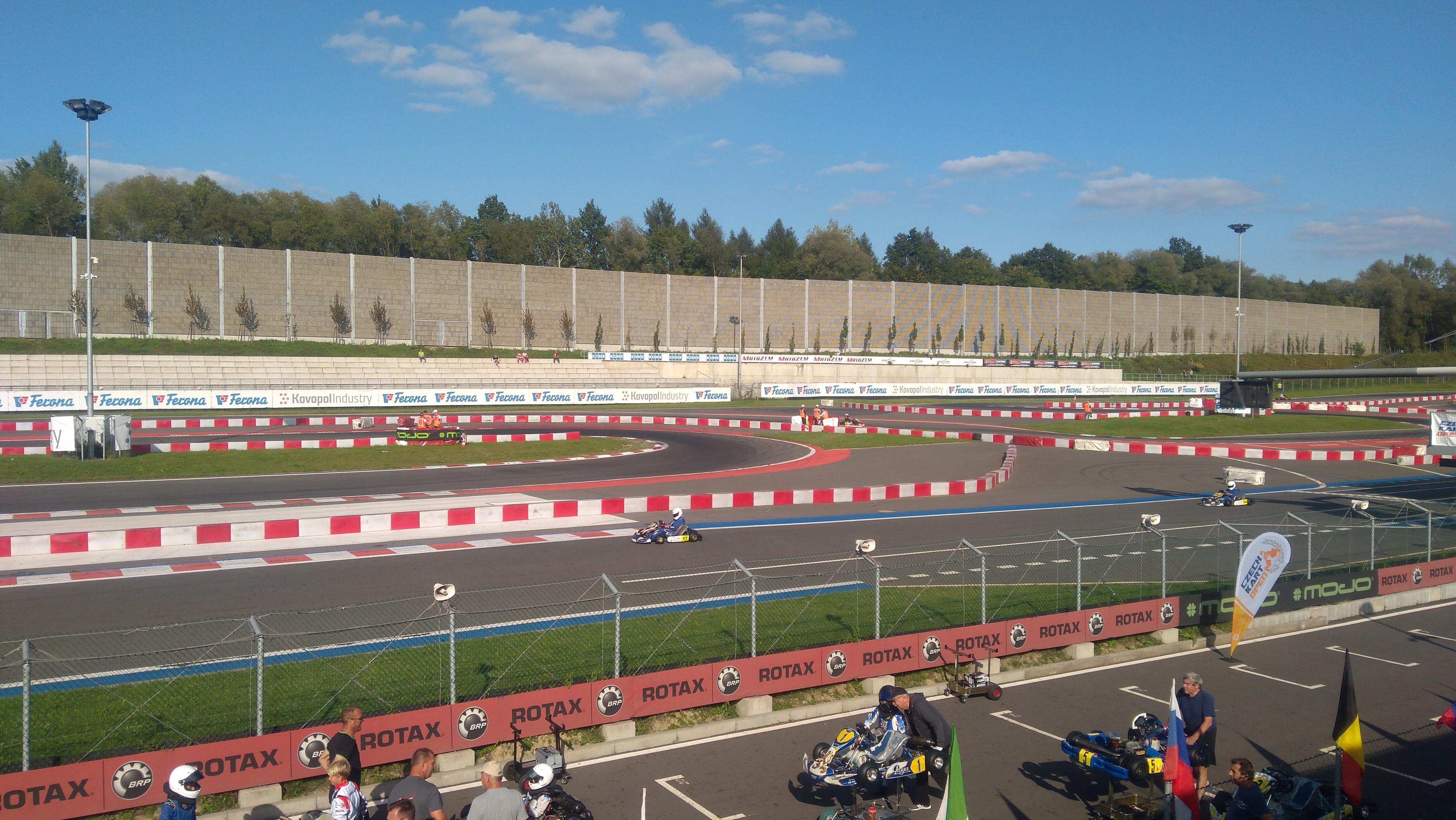 STEEL RING TŘINEC foto 6