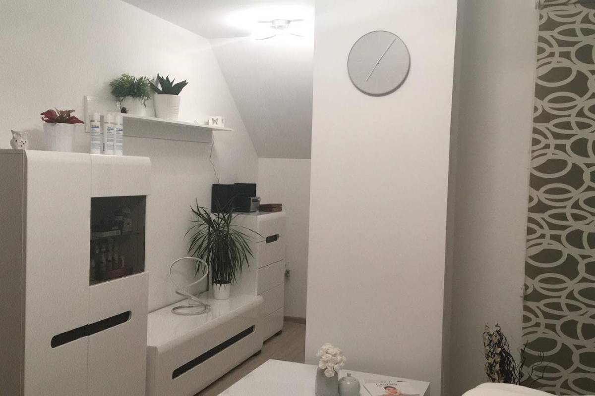 Kosmetika Deštná Jiřina Stachová