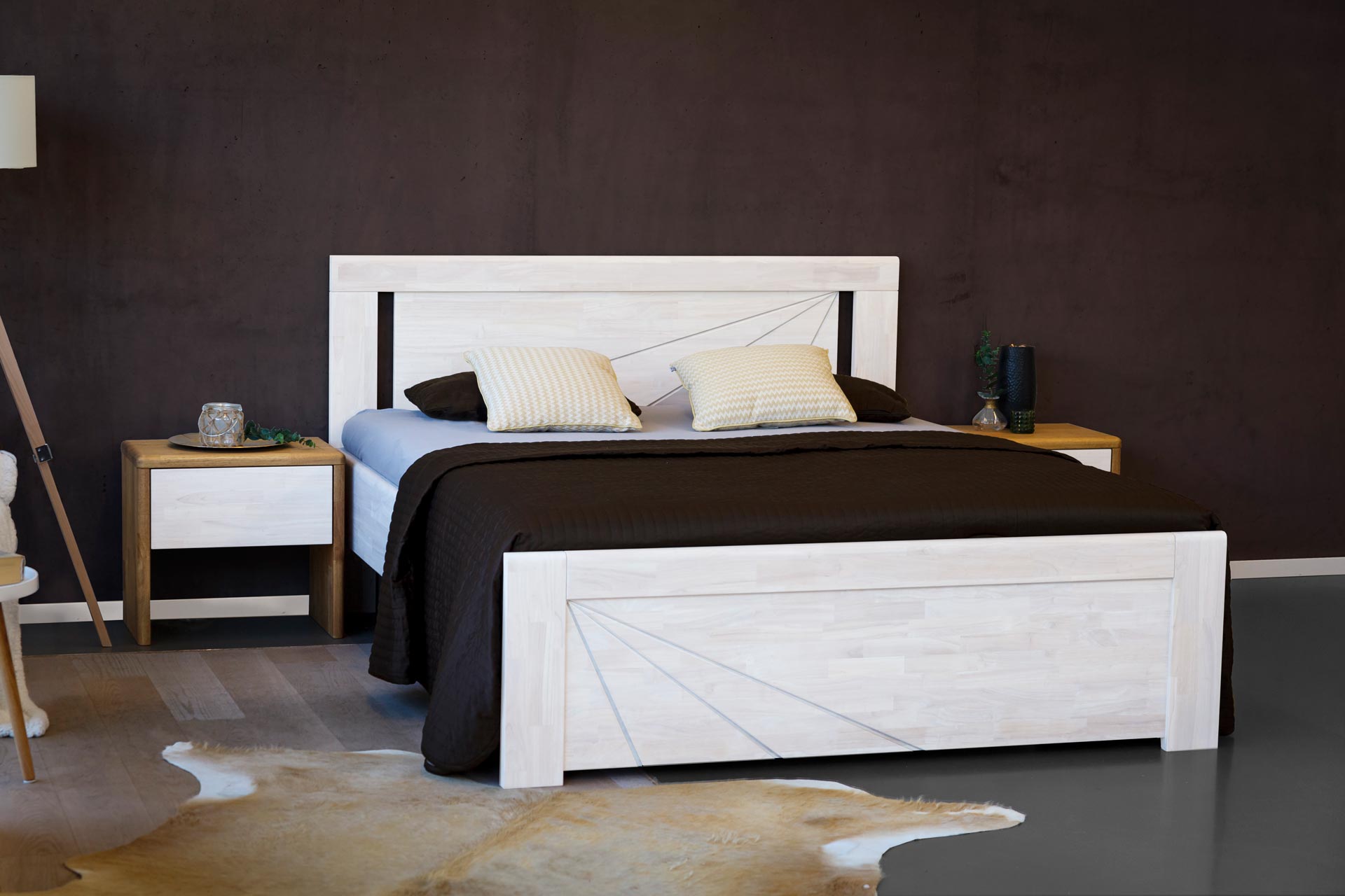 ECLISSI - masivní postele foto 4