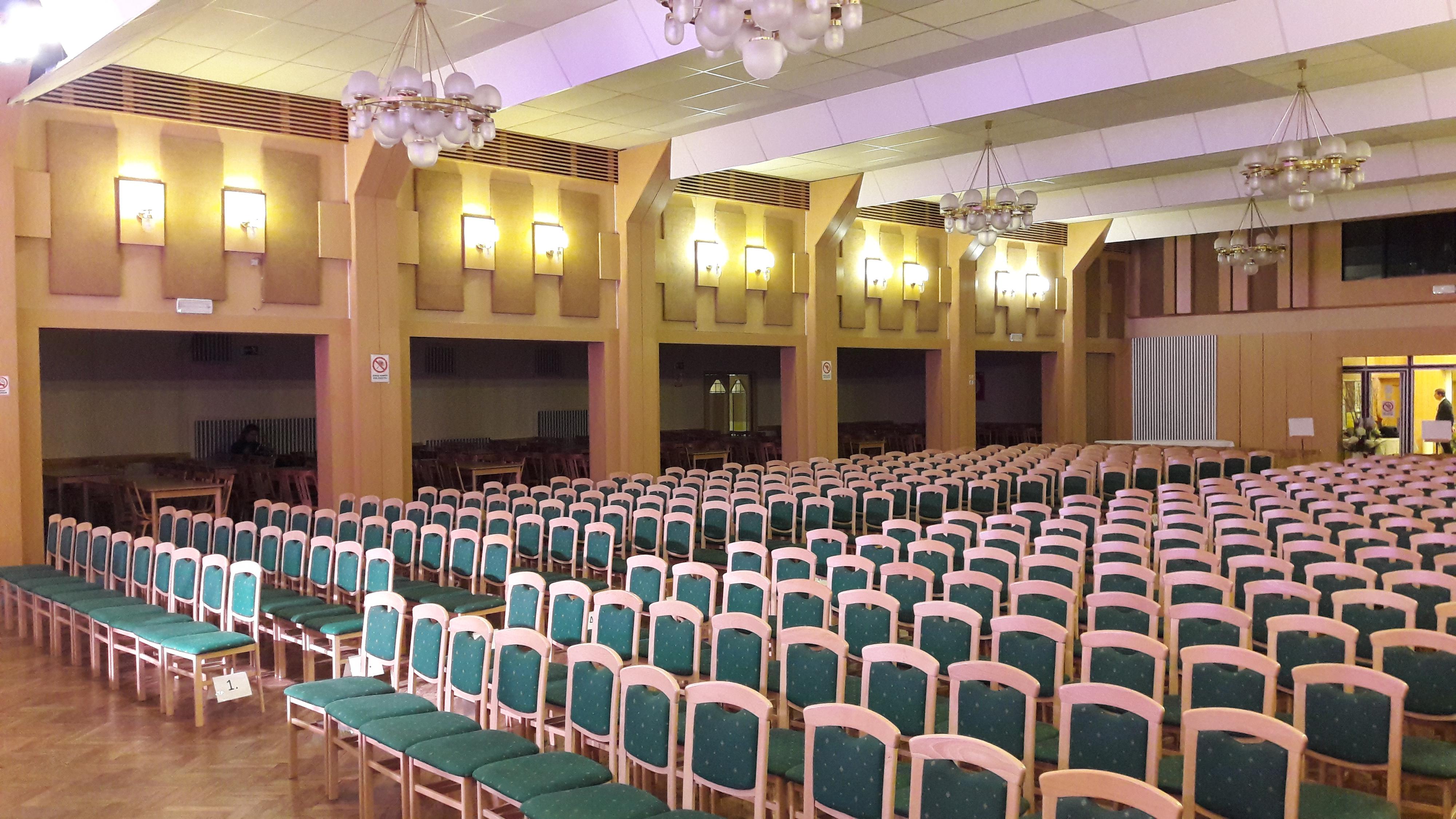 Kulturní dům Čelákovice foto 2