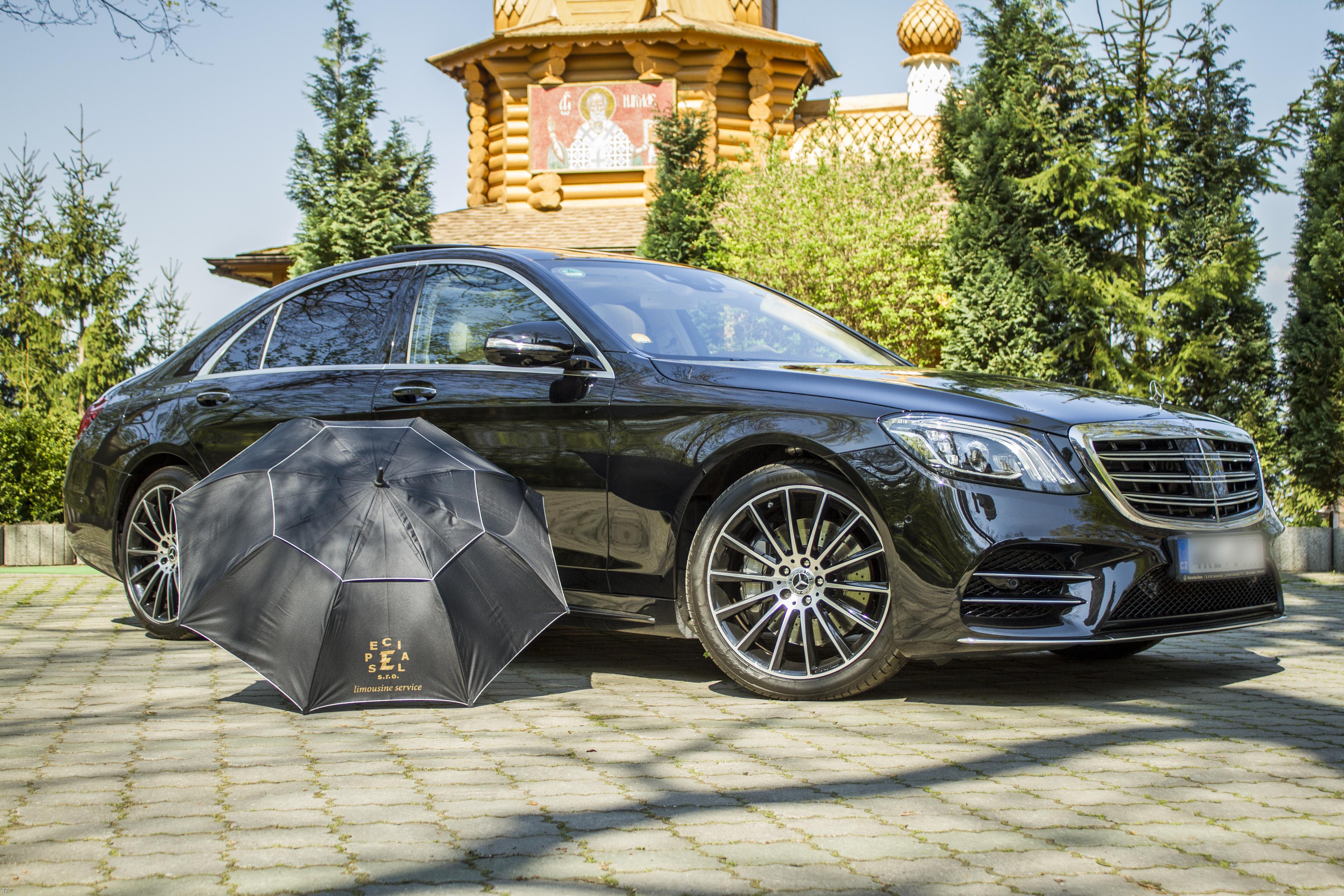 Especial s.r.o. - VIP Limousine service foto 4