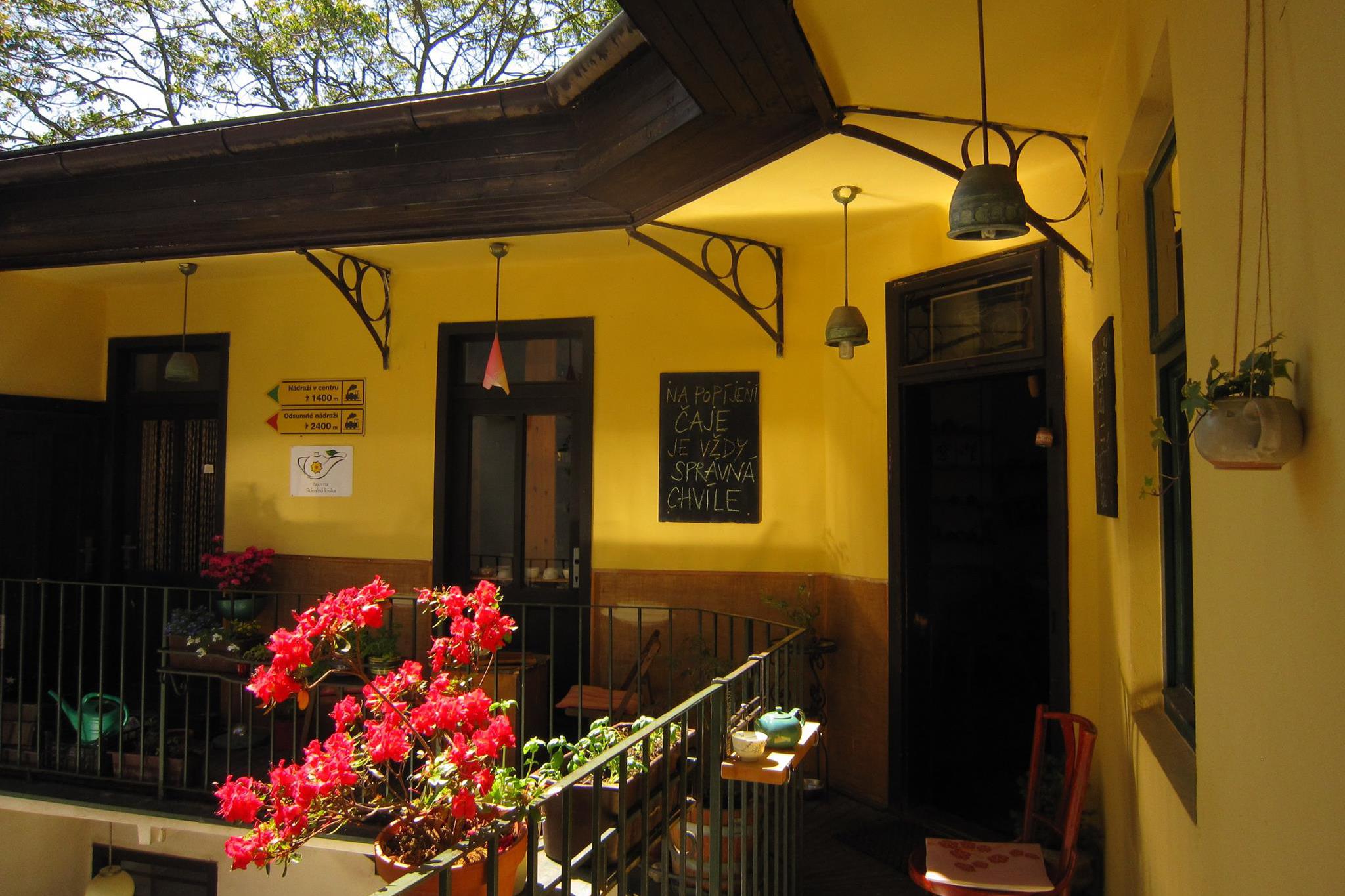 Literární čajovna Skleněná louka