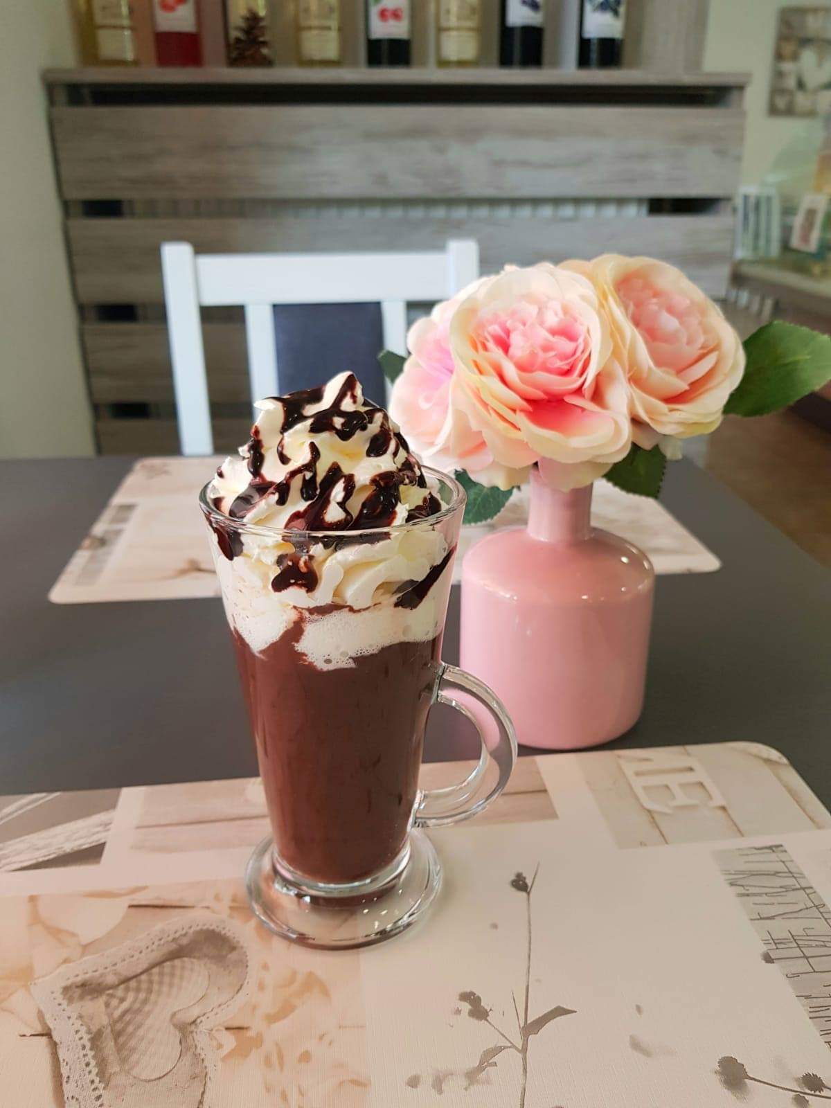 Zmrzlinová kavárna foto 2