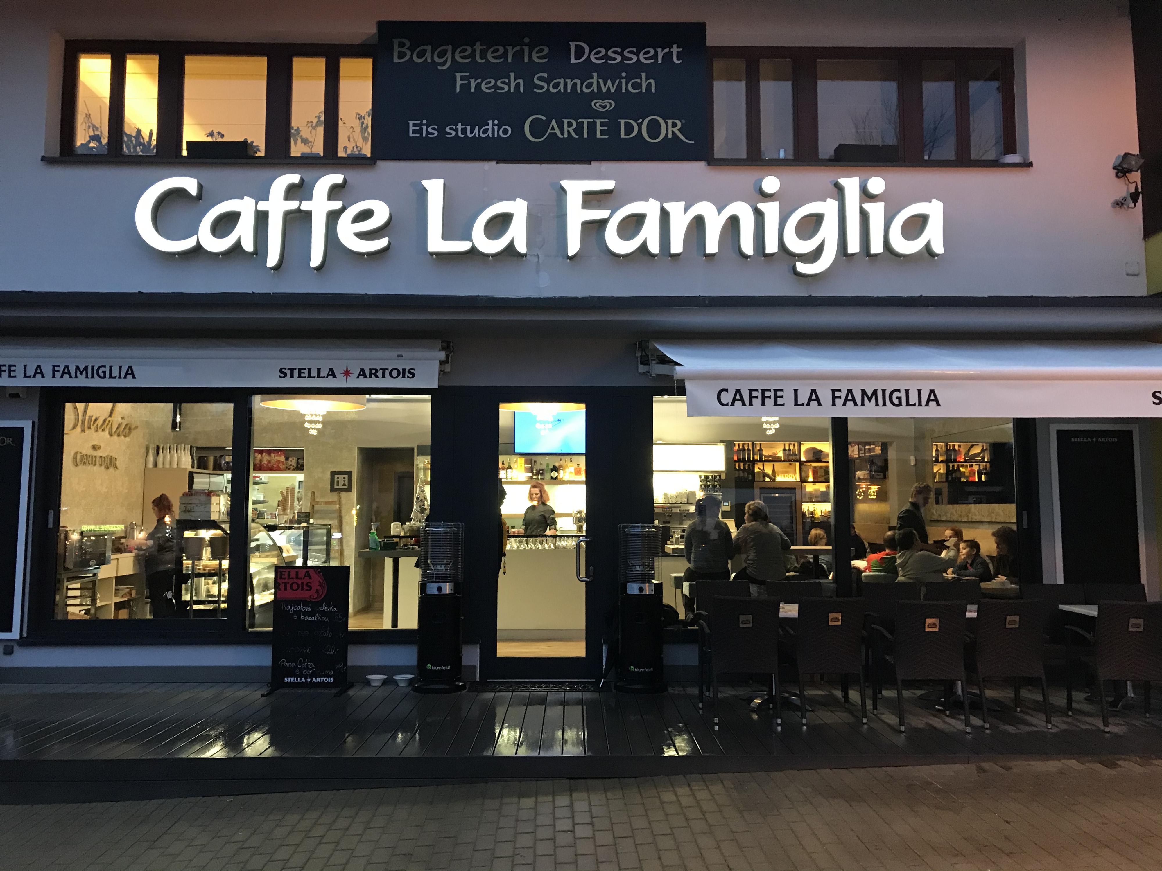 Caffe La Famiglia foto 2