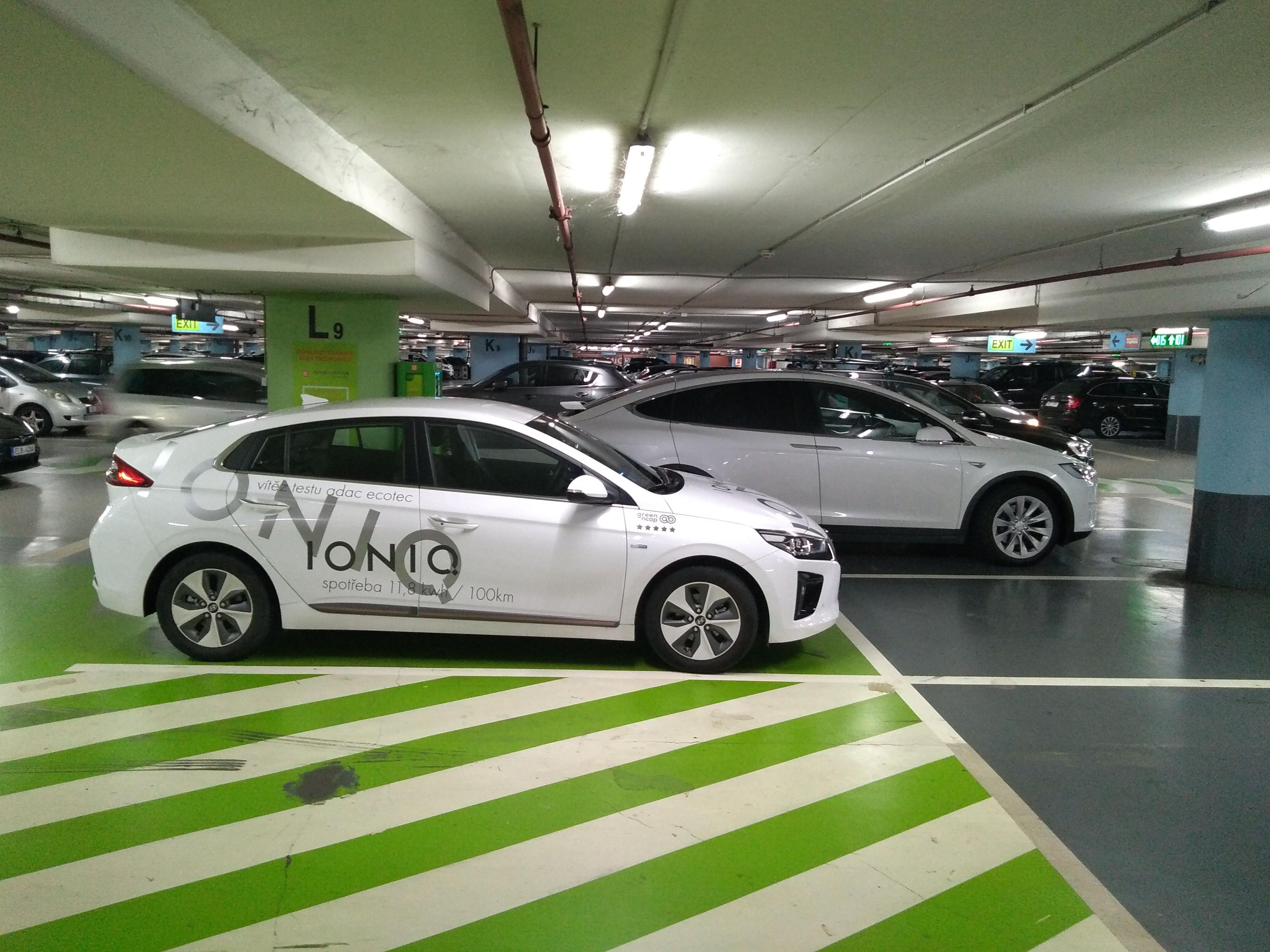 Nabíjecí stanice ČEZ foto 1