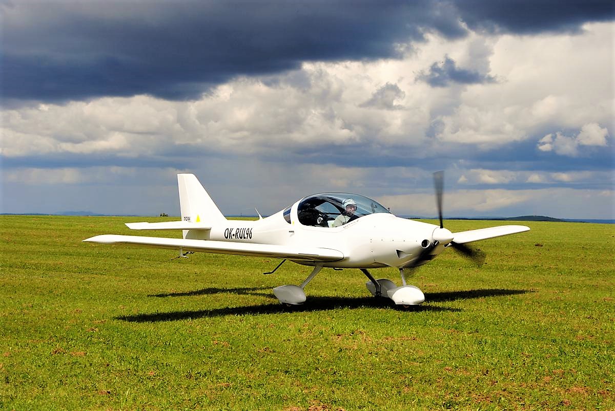 Výcvik pilotů AK Slaný foto 2