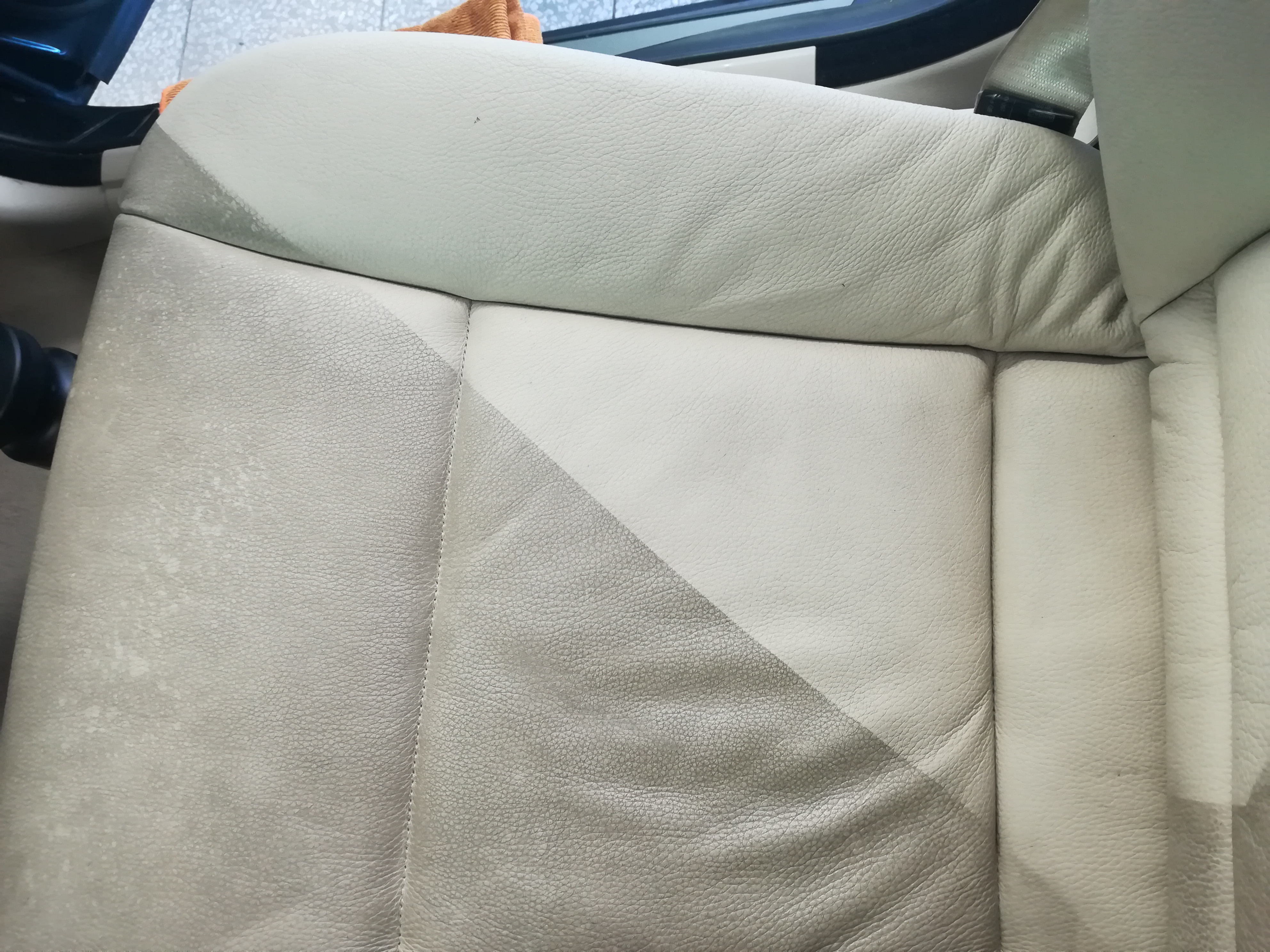 Ruční mytí a čištění vozidel foto 2