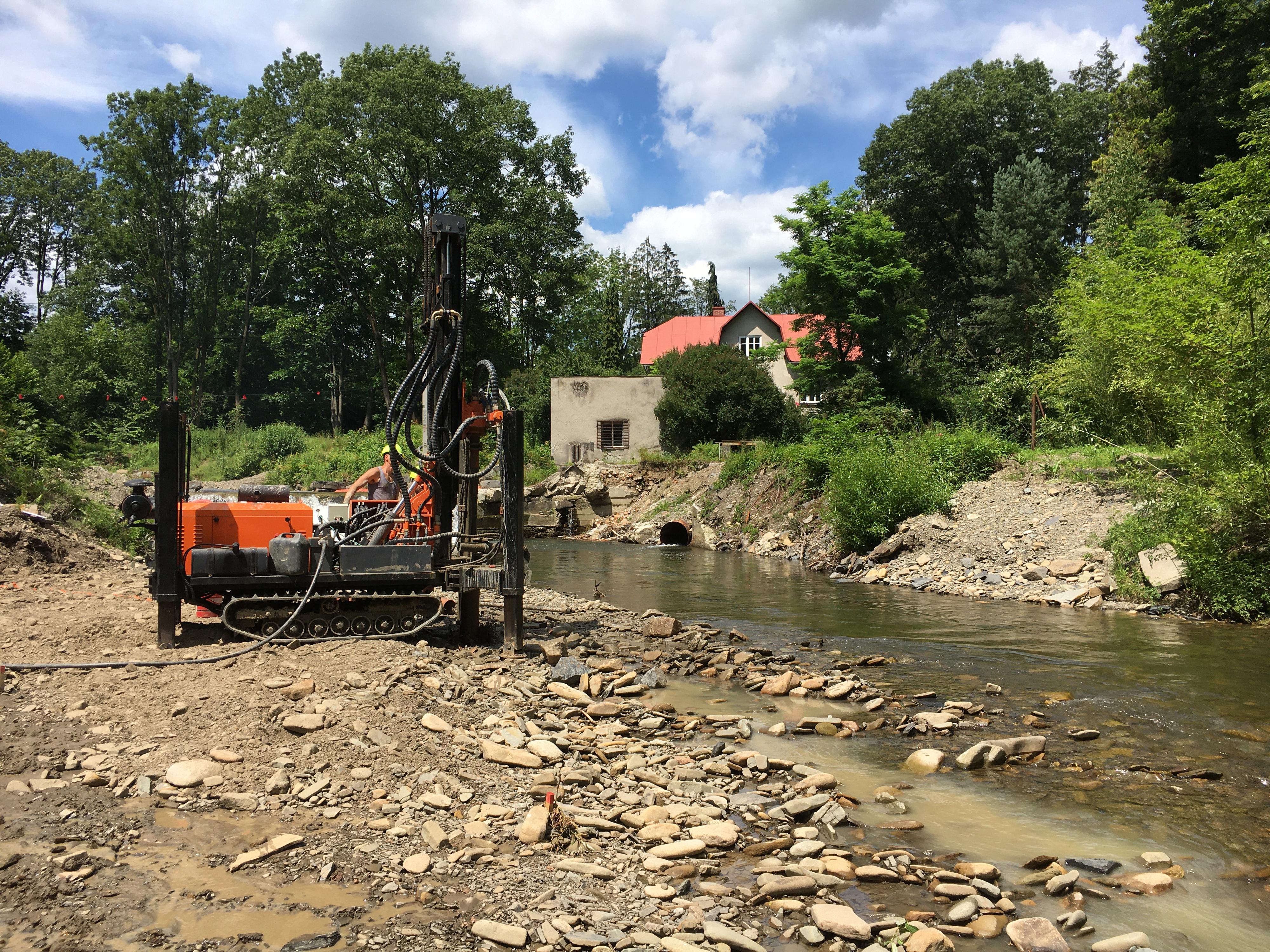 GESICON - vrtné práce, geologický průzkum foto 2