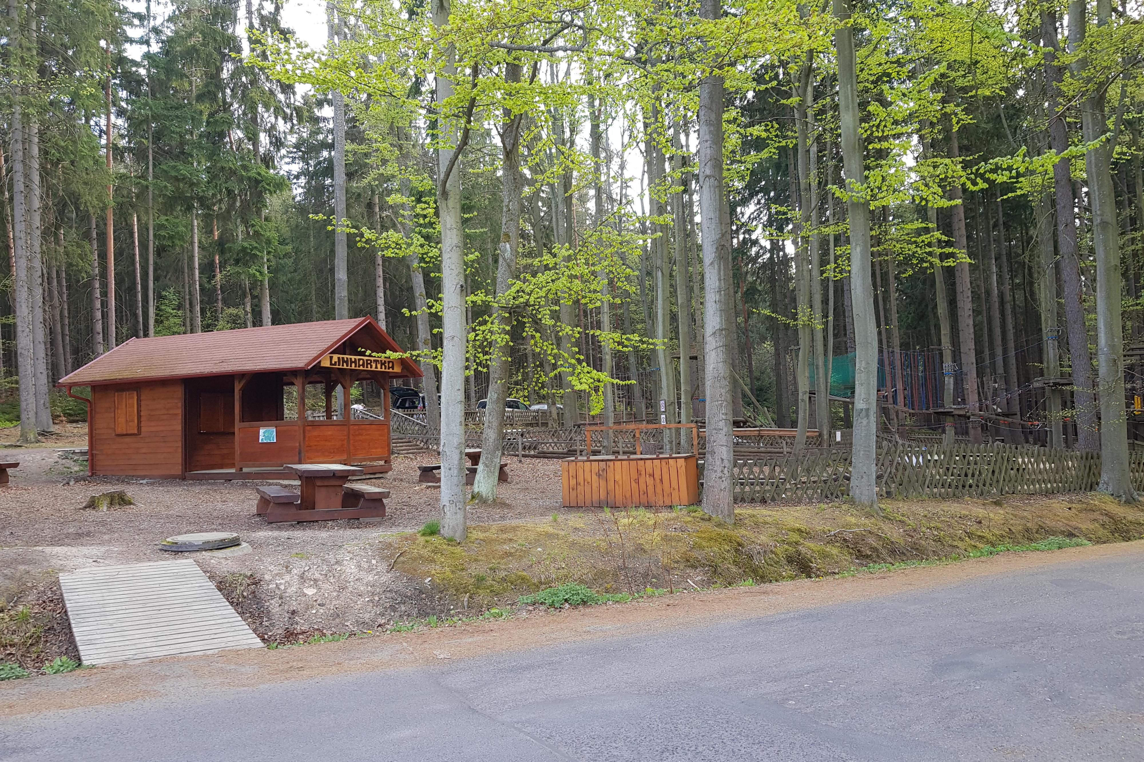 Přírodní lanové centrum svatý Linhart foto 2
