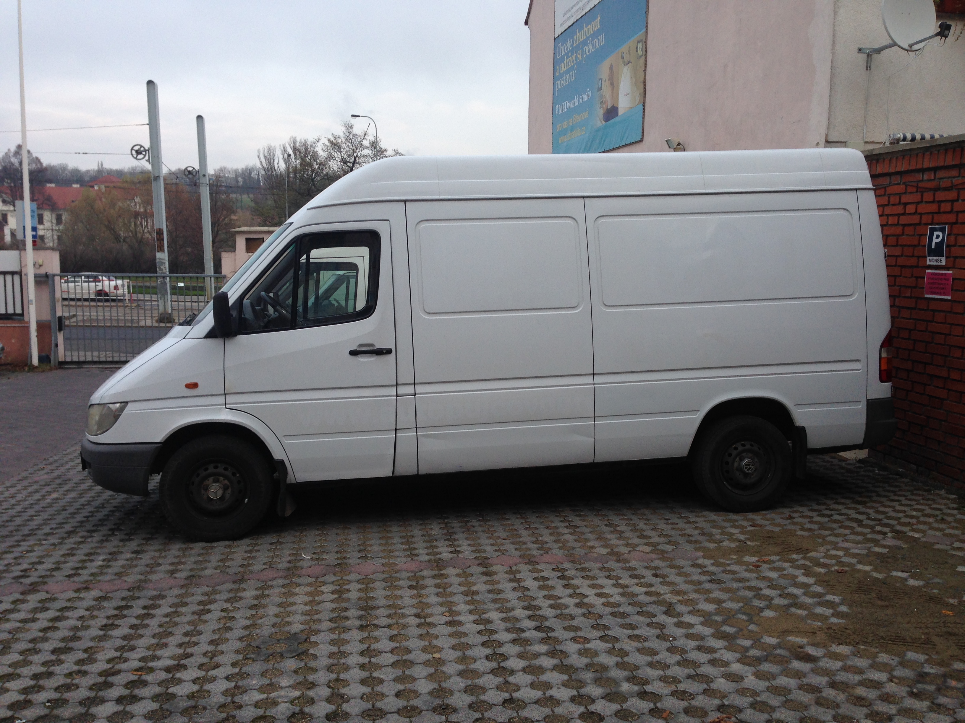 AUTOPŮJČOVNA RENTÍK foto 3