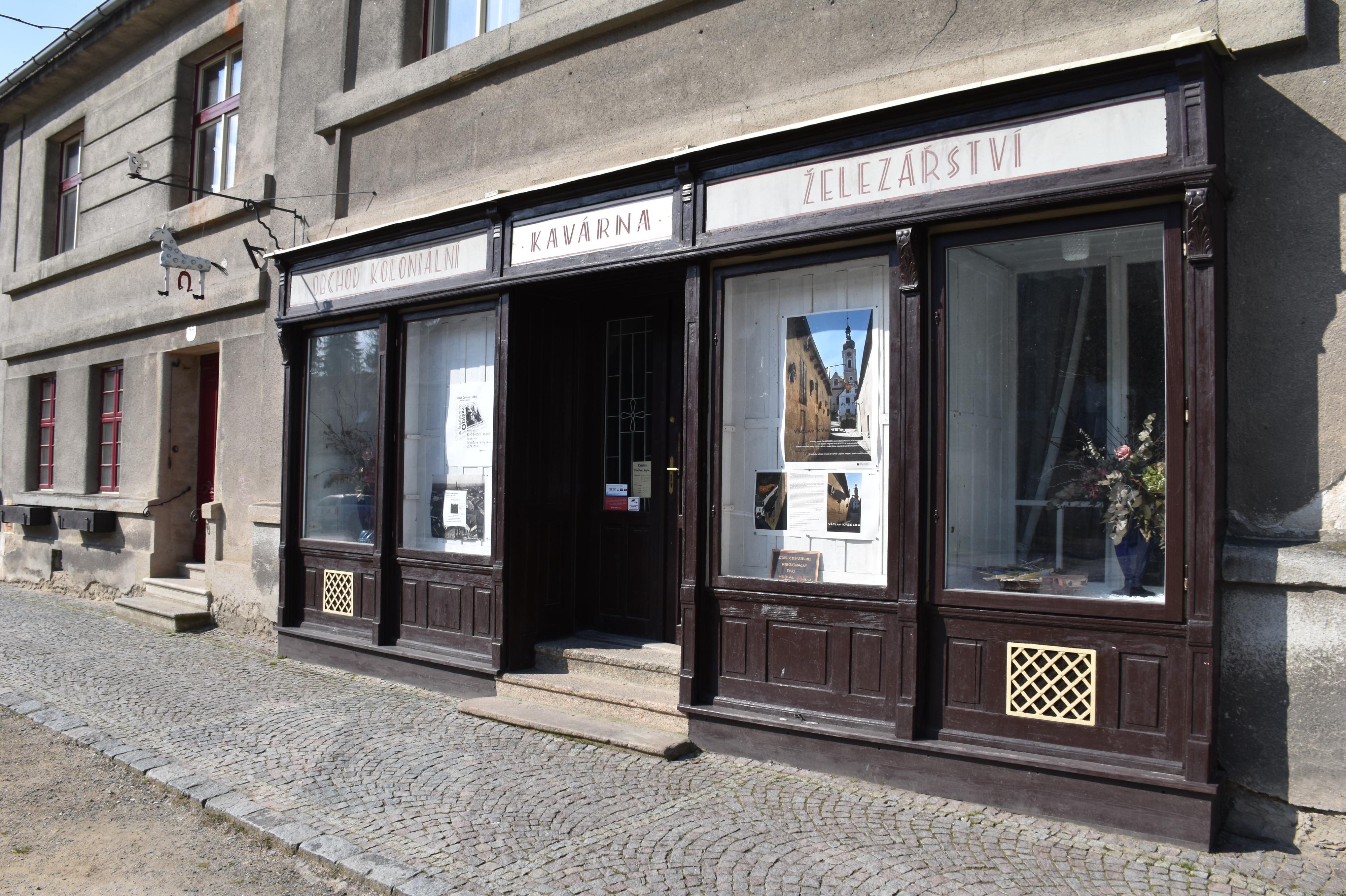 Kavárna Kovářova kobyla