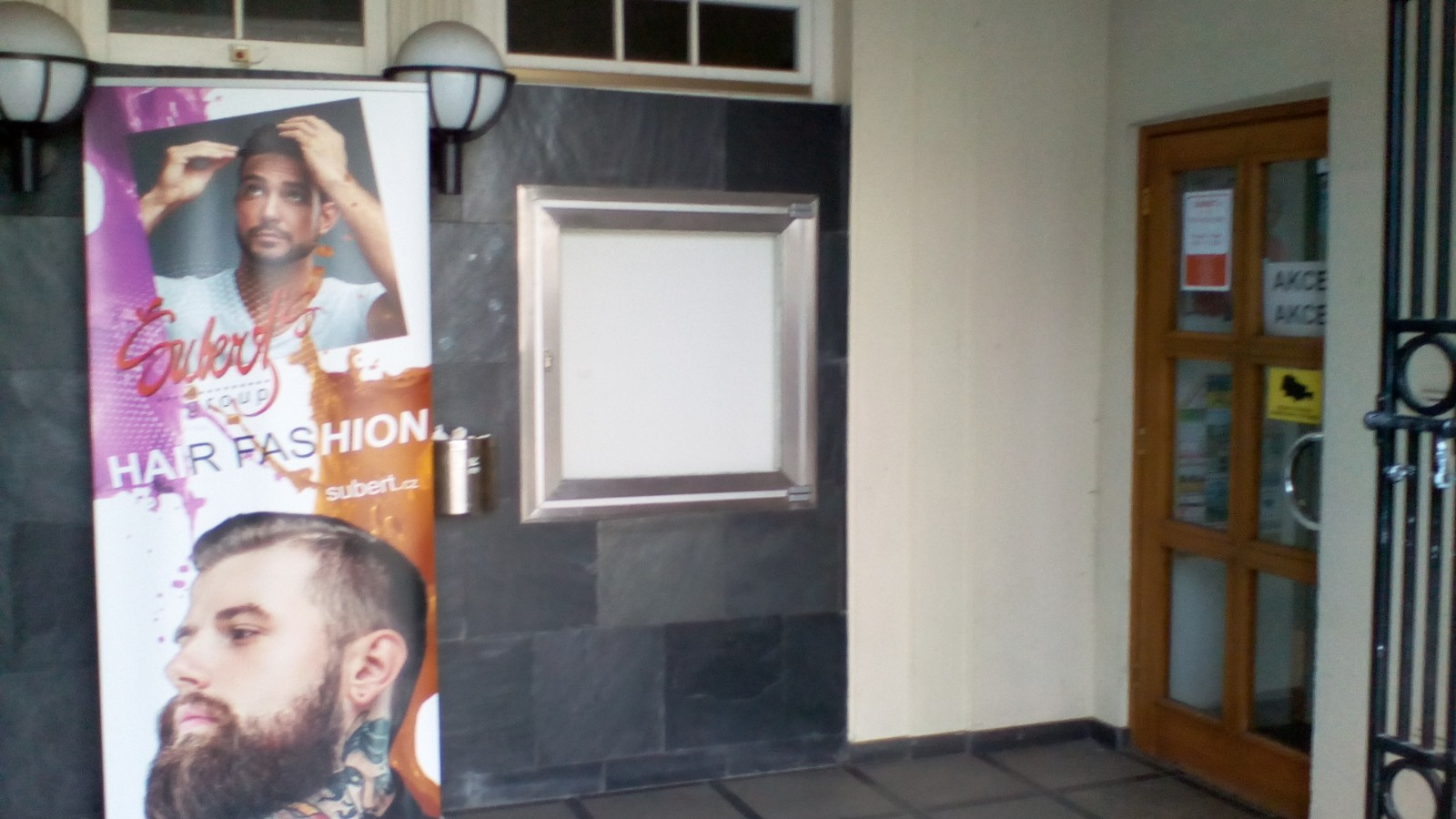Kadeřnický velkoobchod Šubert Olomouc foto 3