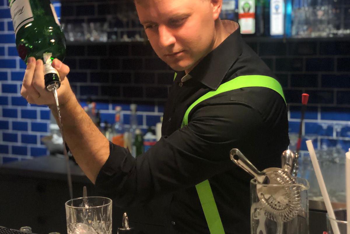 Ing. Michal Novotný - Barman párty foto 1