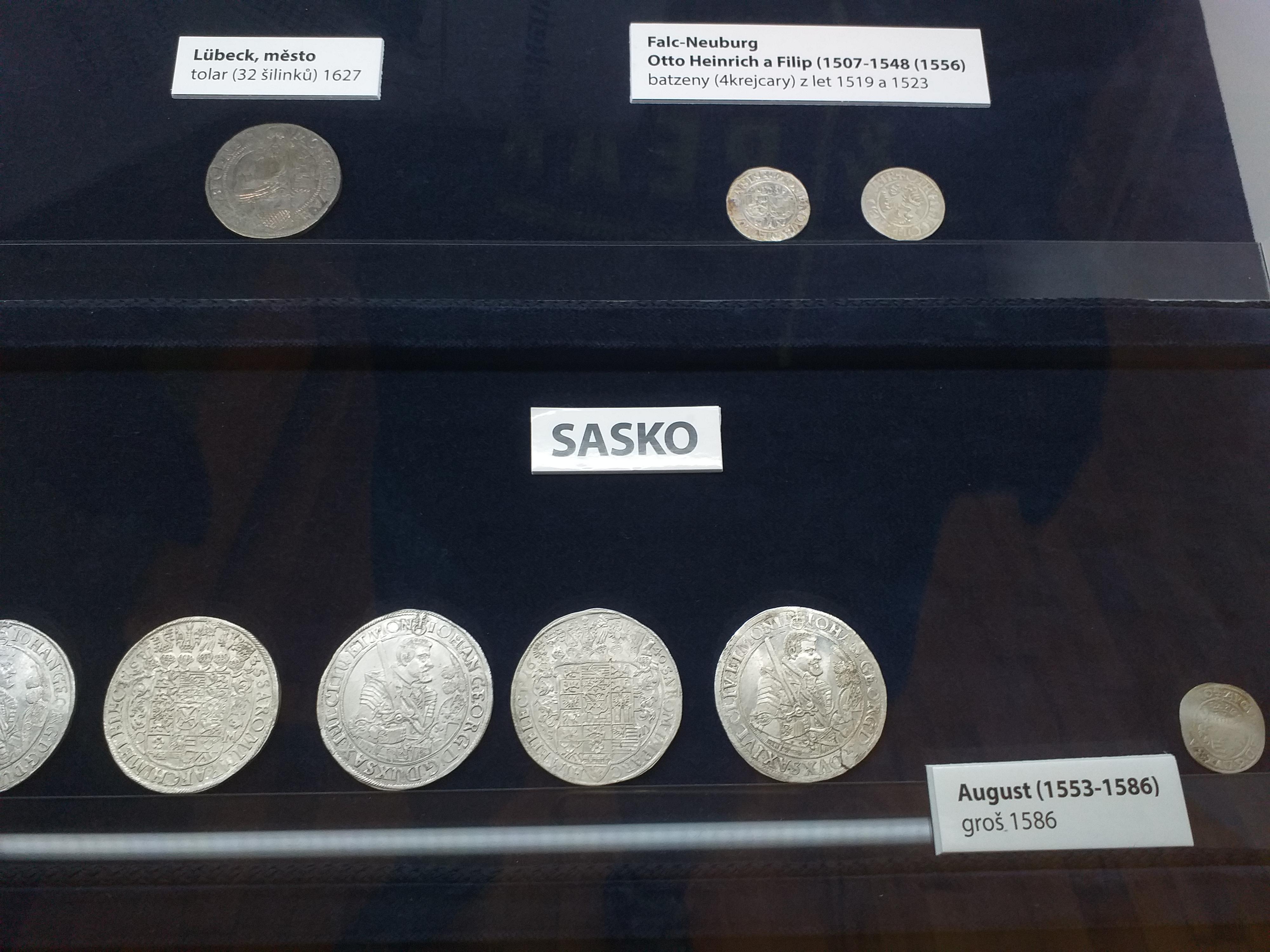 Expozice mincovního pokladu foto 3