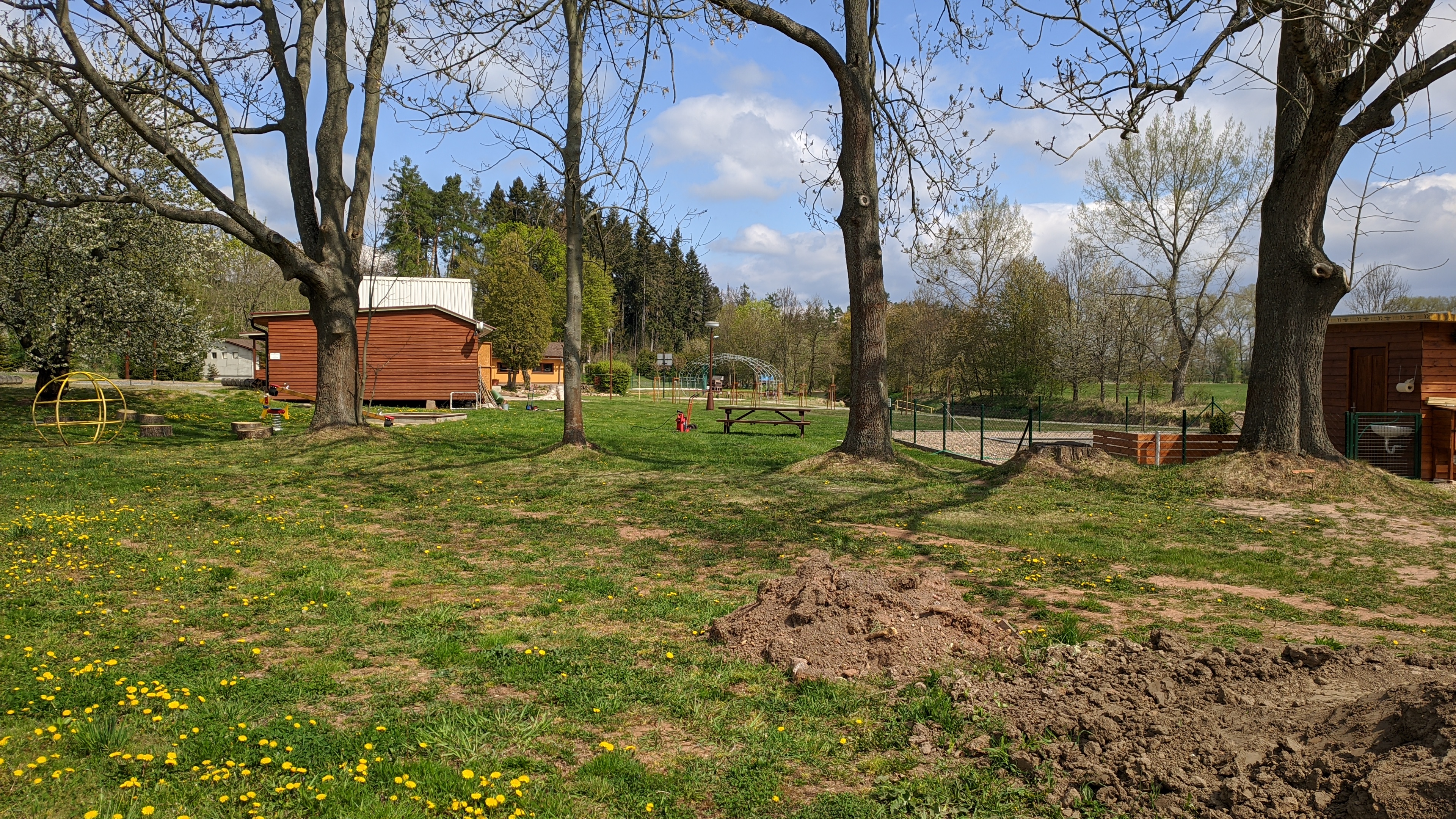 Půjčovna lodí a paddleboardů Metuje foto 2