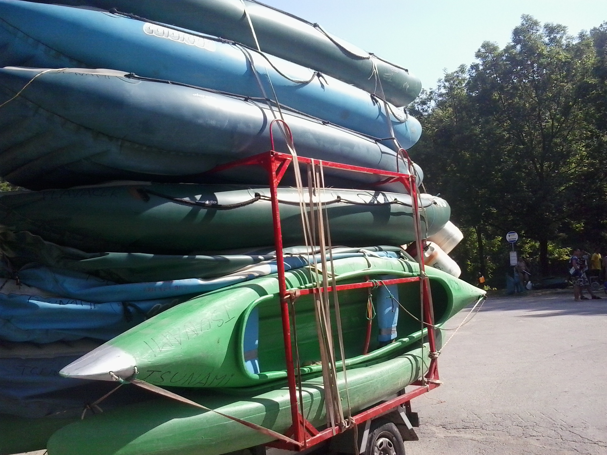 Půjčovna lodí a raftů Tsunami foto 3