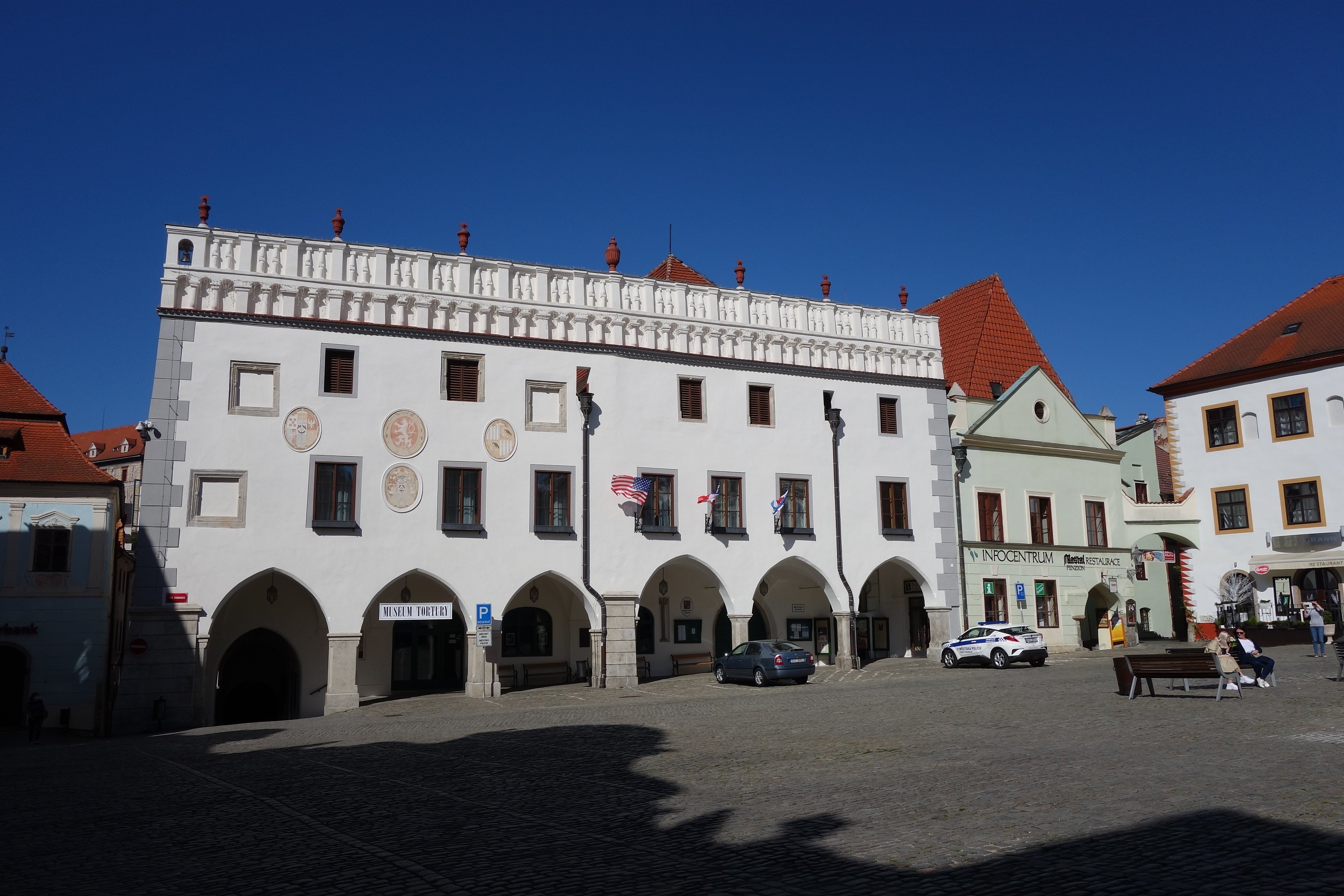 Český Krumlov - městský úřad radnice foto 2