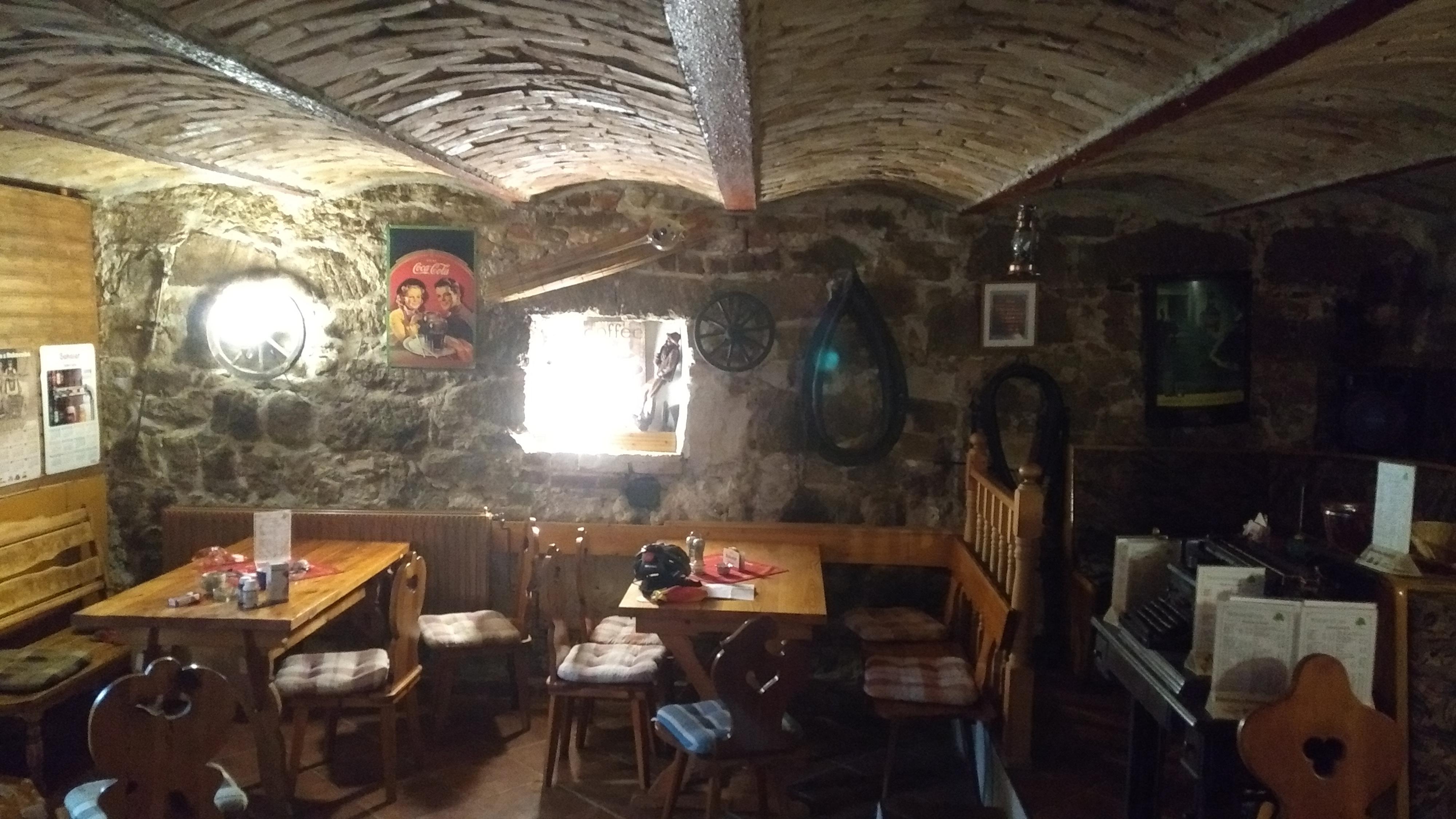 Vinárna Pod Lípou foto 6