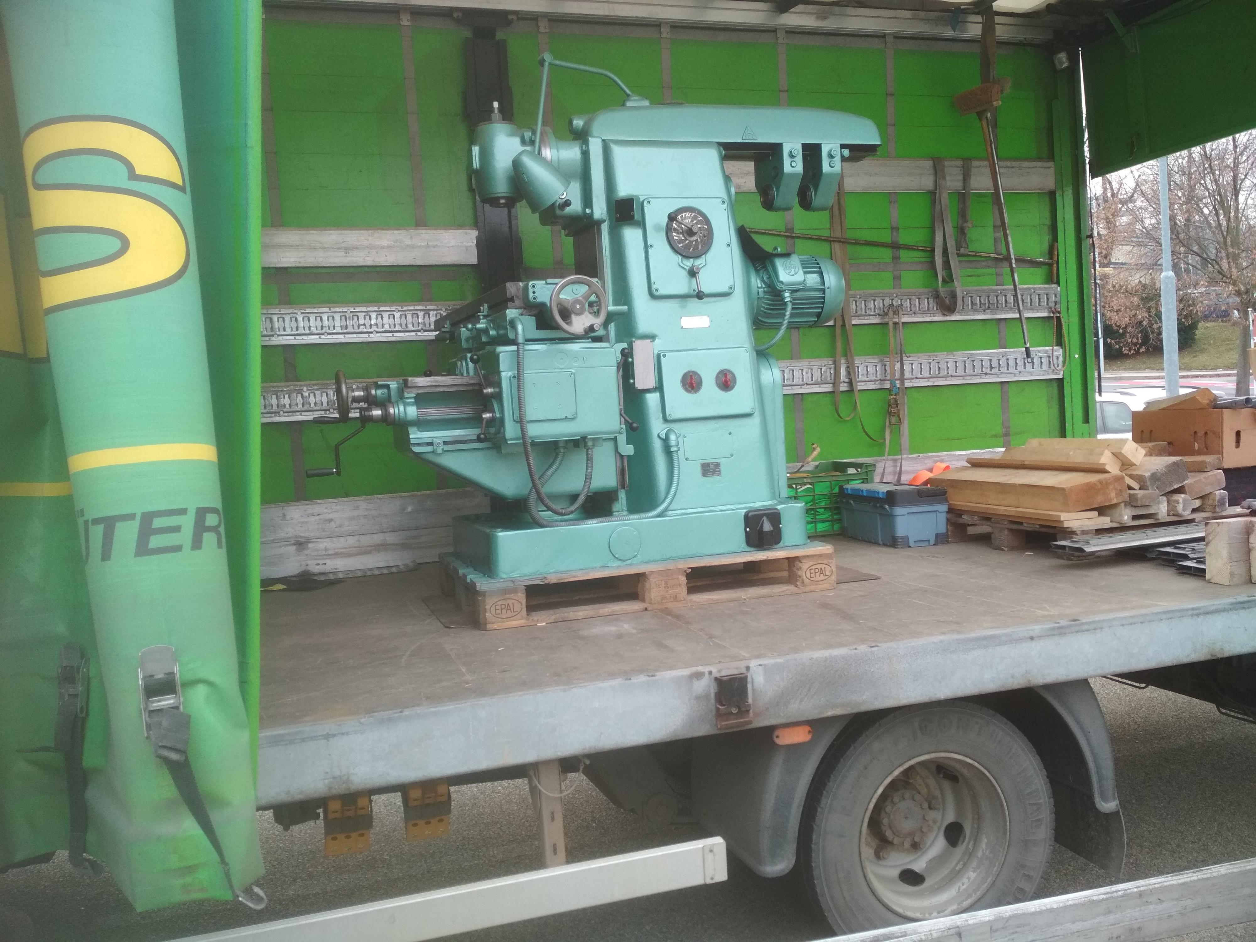 AKR - stěhování, autodoprava foto 3