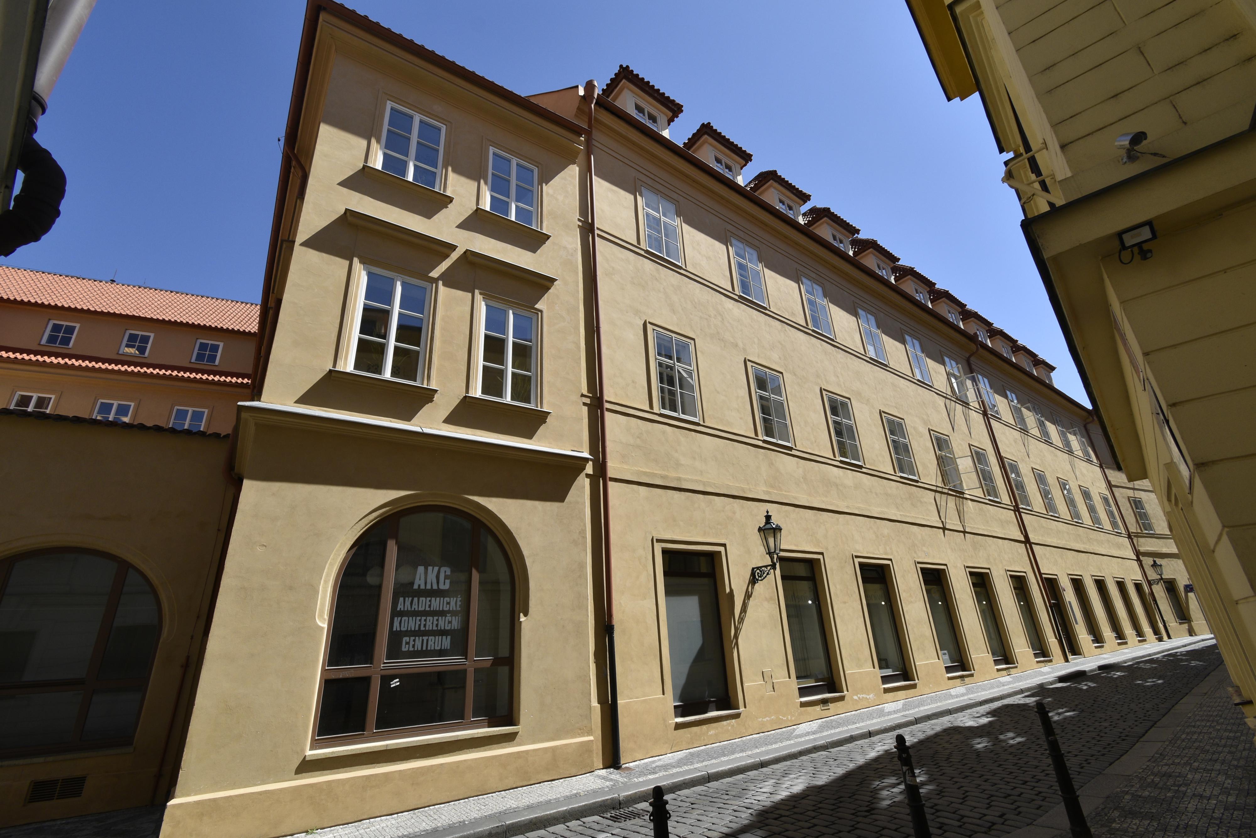 Knihovna Filozofického ústavu Akademie věd ČR foto 2