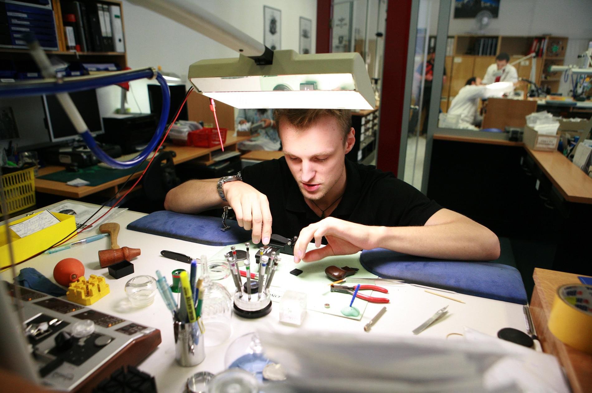 Fr. Hanák - hodinářský servis