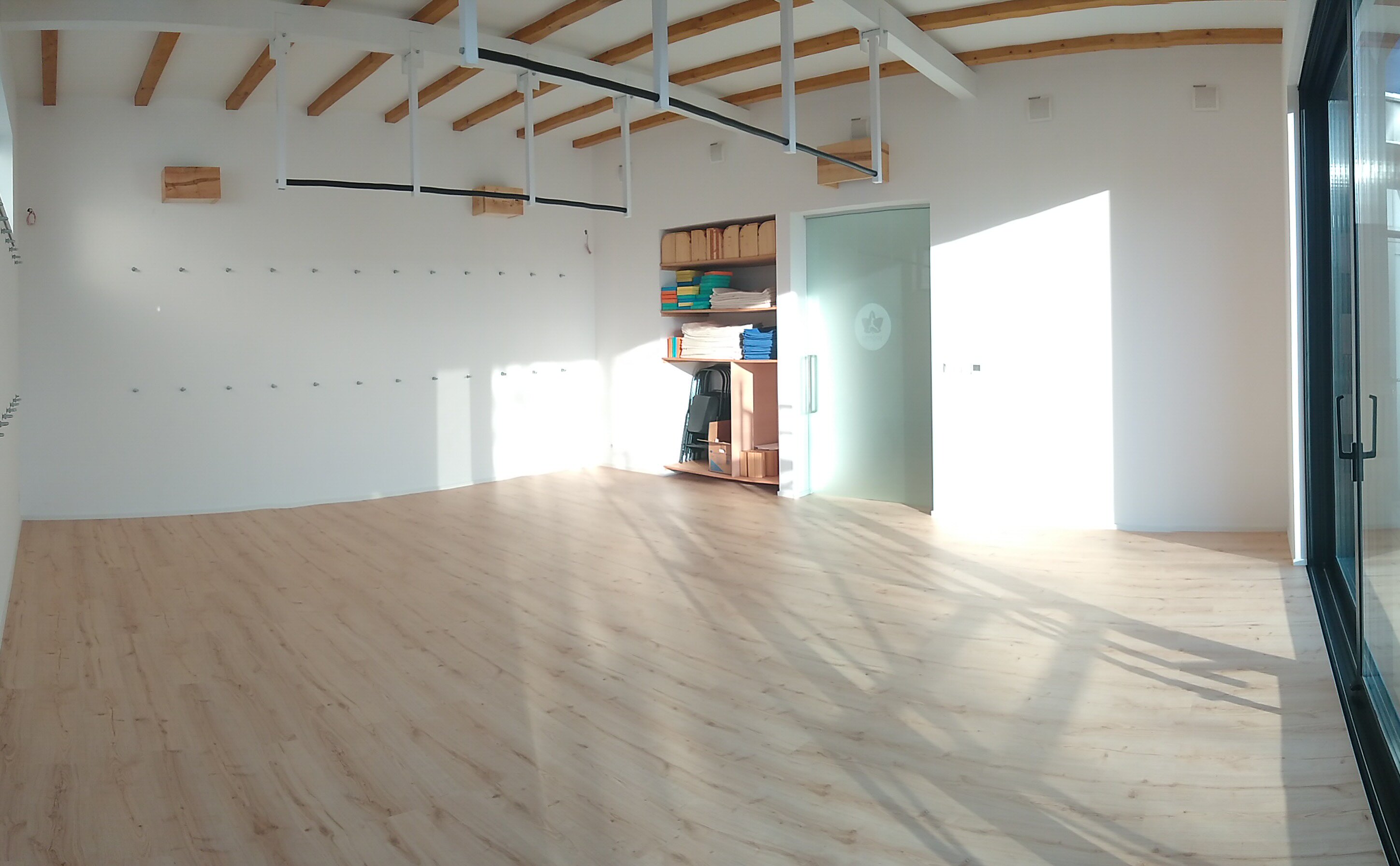 Yogena - jógové studio foto 2