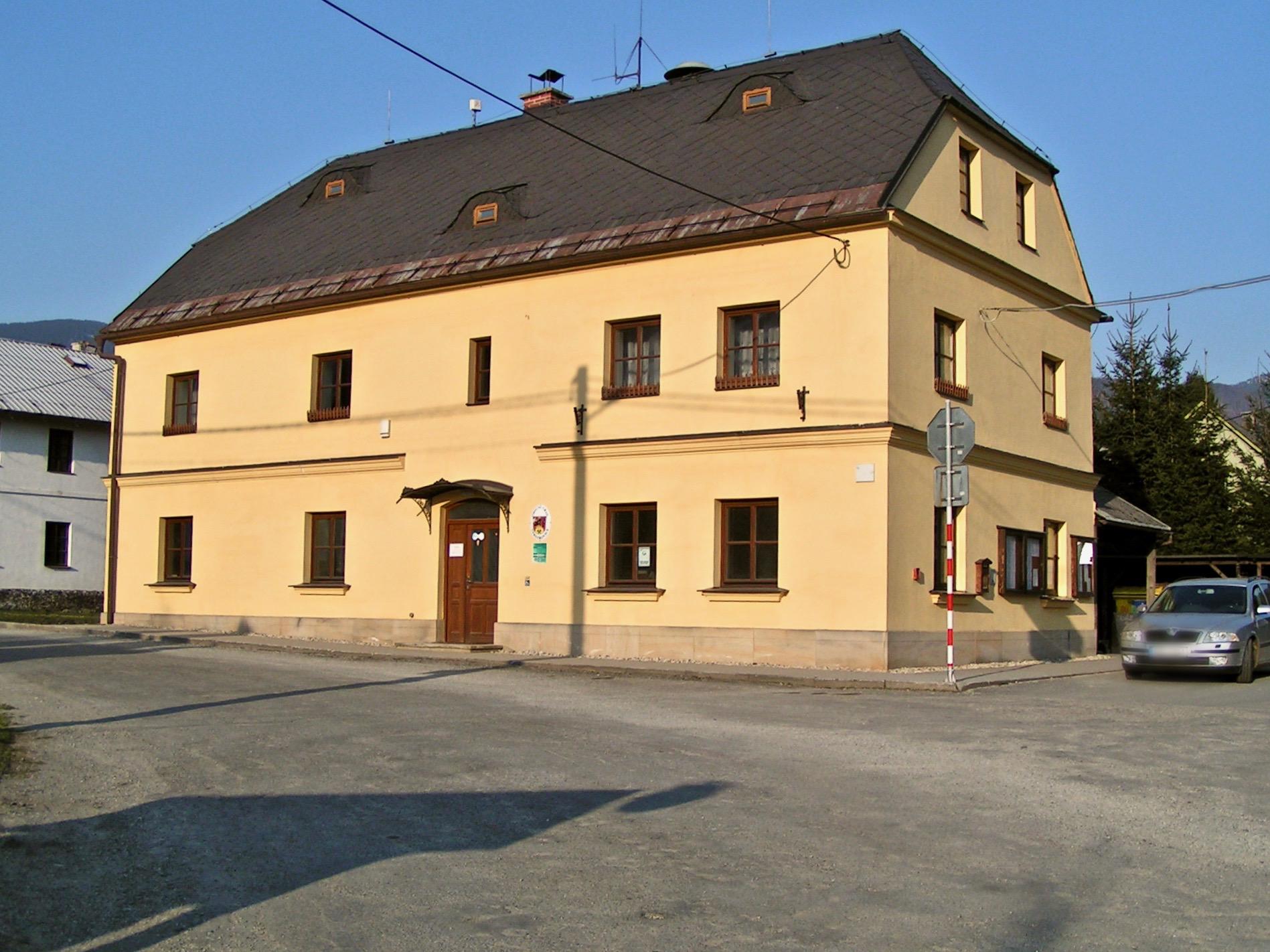 Vernířovice - obecní úřad foto 4
