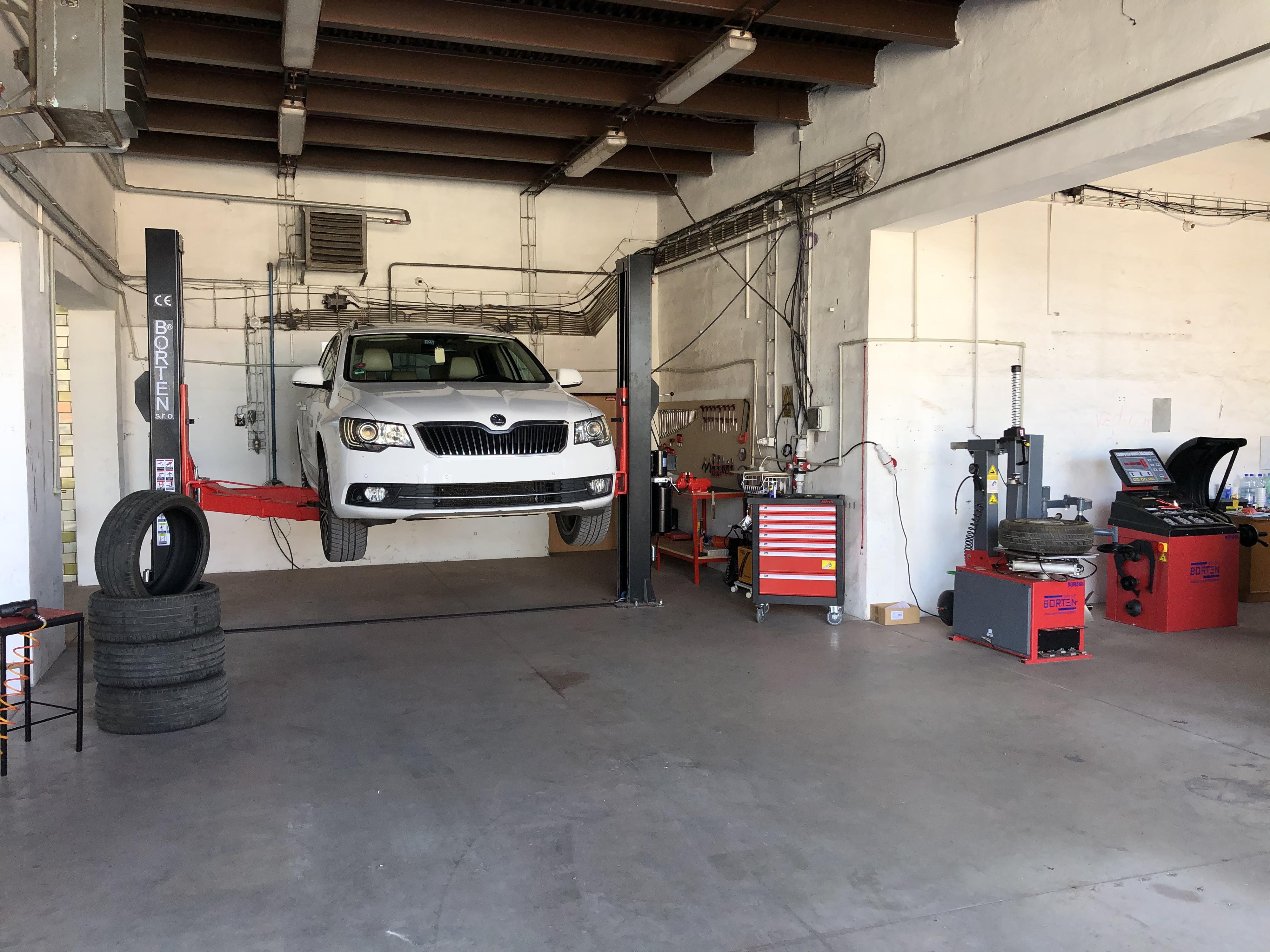 ESTERCAR AUTOMOTIVE, s.r.o. foto 3